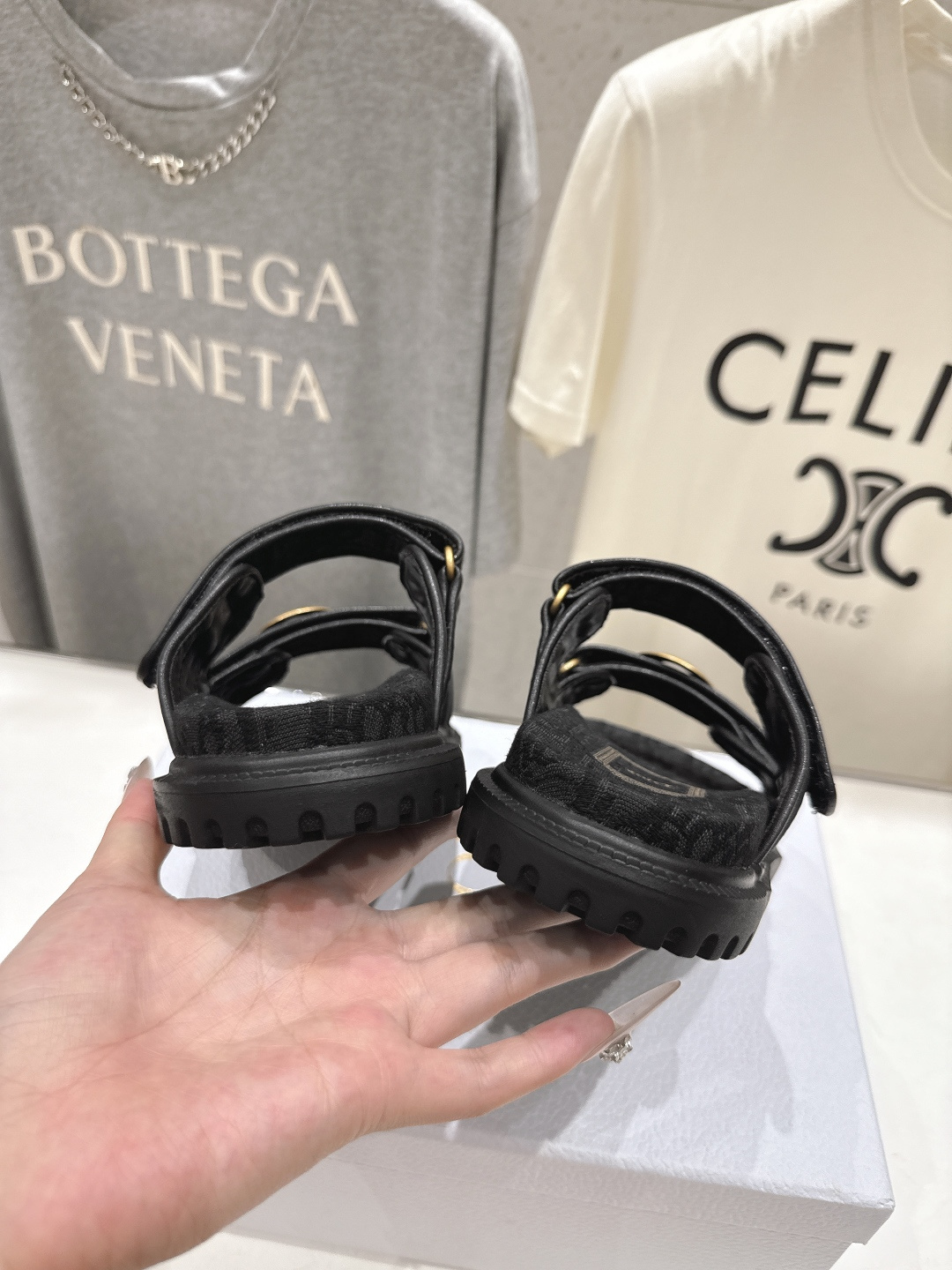 高版本出厂 【高品质】Dior*迪奥F019 D家2026ss春夏新款魔术贴厚底沙滩凉鞋～经典版型 搭配