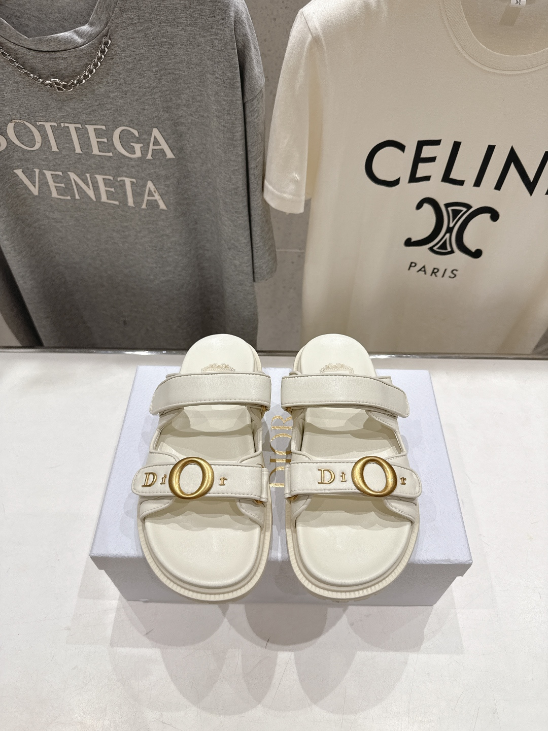 高版本出厂 【高品质】Dior*迪奥F019 D家2026ss春夏新款魔术贴厚底沙滩凉鞋～经典版型 搭配
