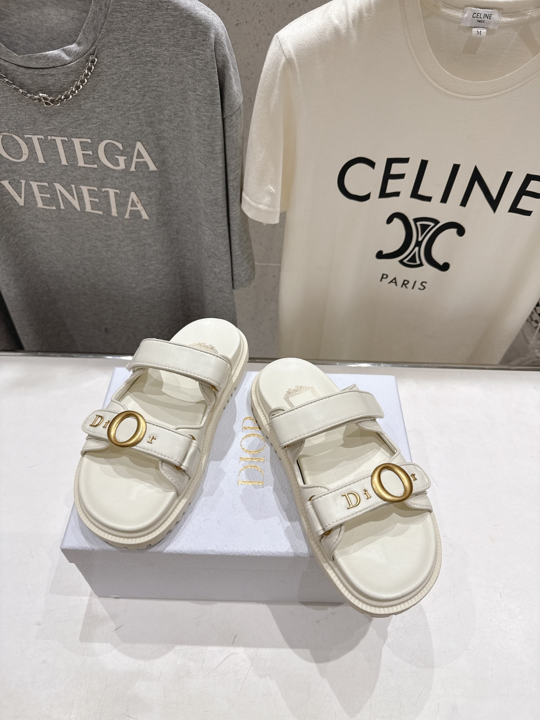 高版本出厂 【高品质】Dior*迪奥F019 D家2026ss春夏新款魔术贴厚底沙滩凉鞋～经典版型 搭配