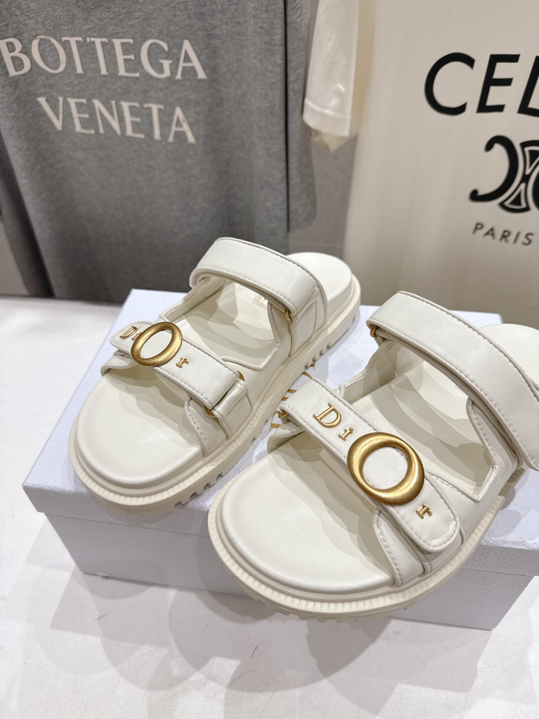 高版本出厂 【高品质】Dior*迪奥F019 D家2026ss春夏新款魔术贴厚底沙滩凉鞋～经典版型 搭配