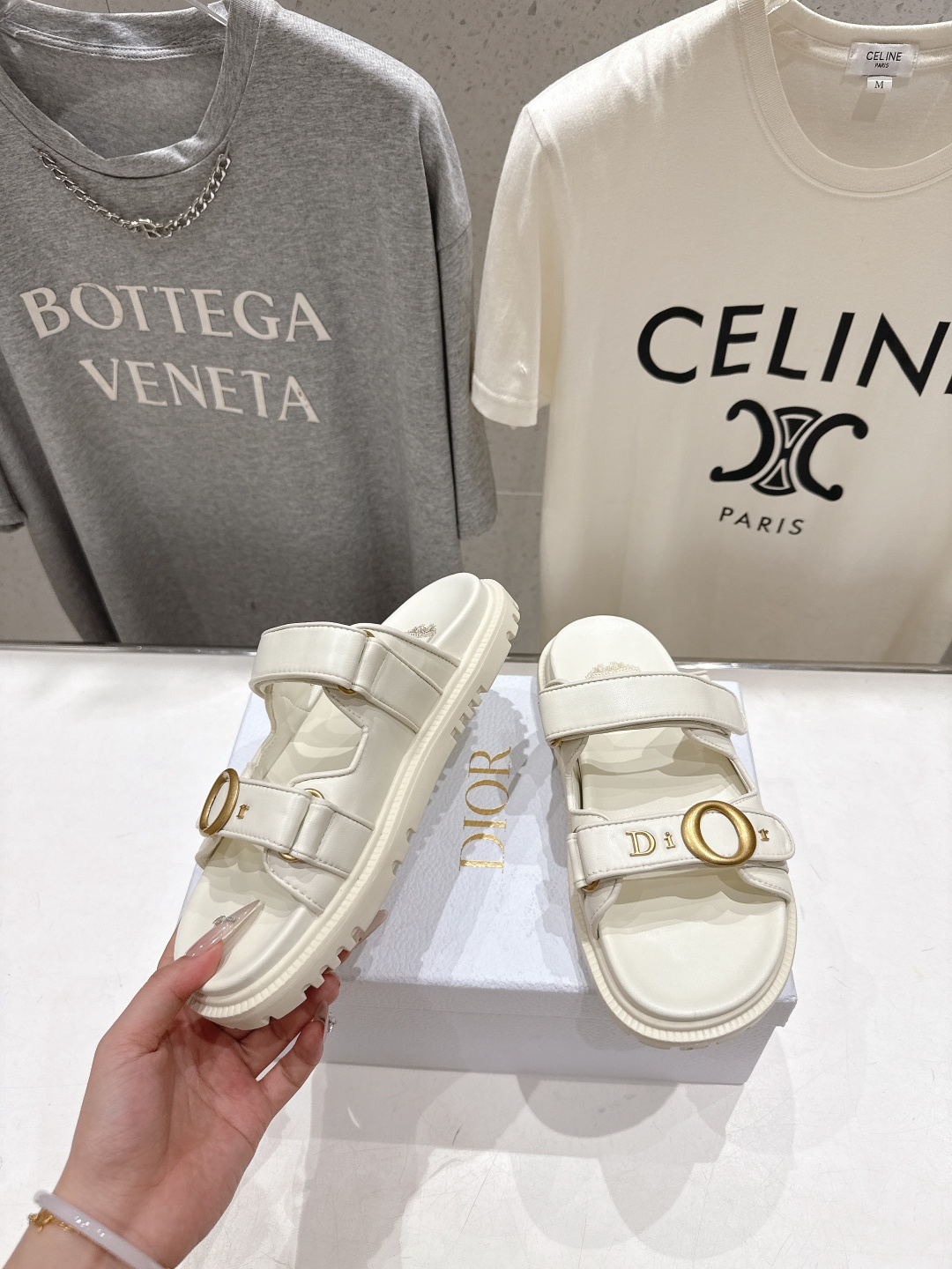 高版本出厂 【高品质】Dior*迪奥F019 D家2026ss春夏新款魔术贴厚底沙滩凉鞋～经典版型 搭配