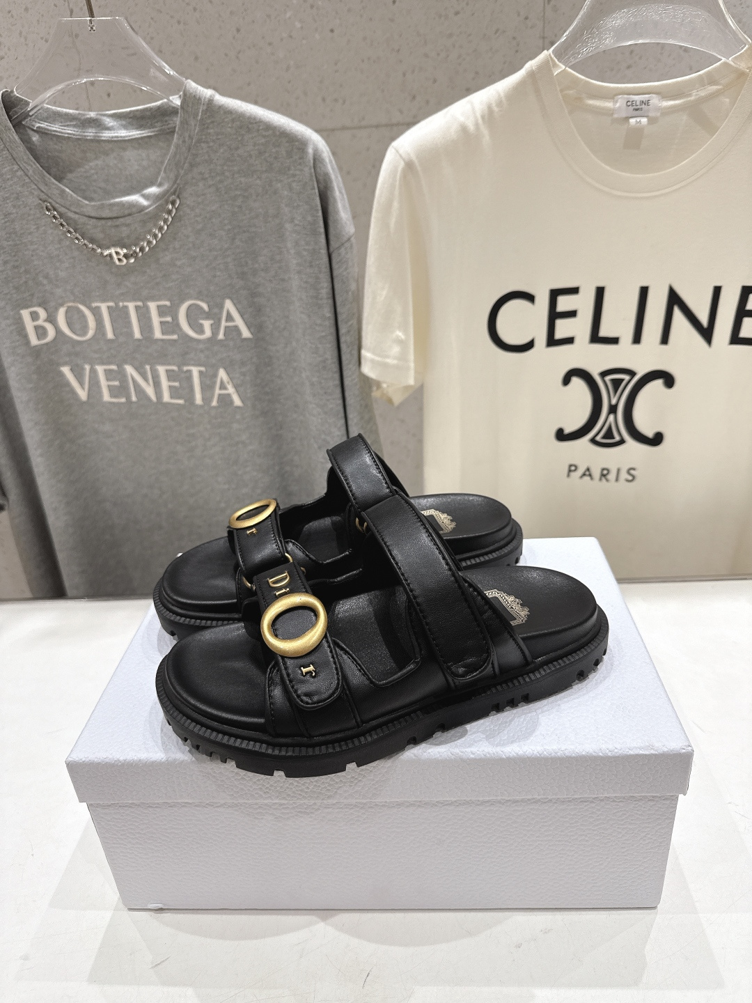 高版本出厂 【高品质】Dior*迪奥F019 D家2026ss春夏新款魔术贴厚底沙滩凉鞋～经典版型 搭配