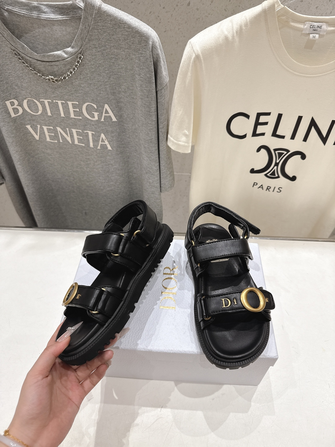 高版本出厂 【高品质】Dior*迪奥F019 D家2026ss春夏新款魔术贴厚底沙滩凉鞋～经典版型 搭配