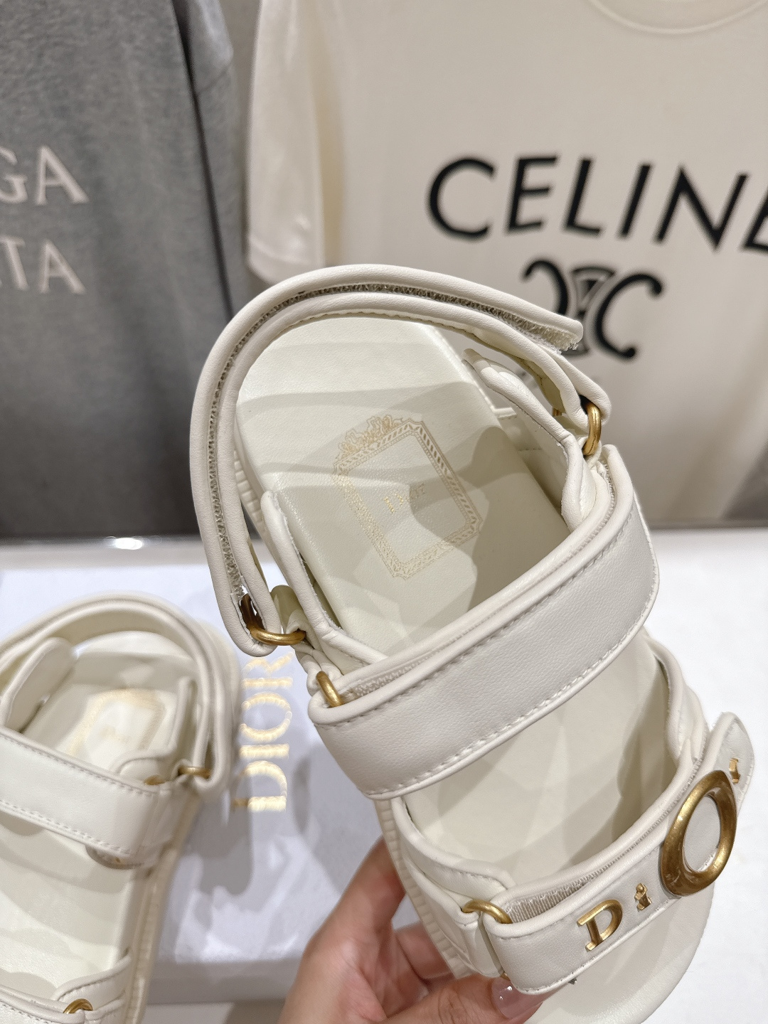 高版本出厂 【高品质】Dior*迪奥F019 D家2026ss春夏新款魔术贴厚底沙滩凉鞋～经典版型 搭配