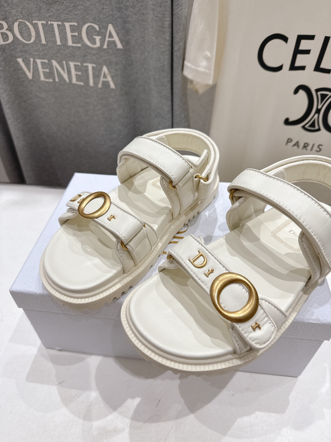 高版本出厂 【高品质】Dior*迪奥F019 D家2026ss春夏新款魔术贴厚底沙滩凉鞋～经典版型 搭配