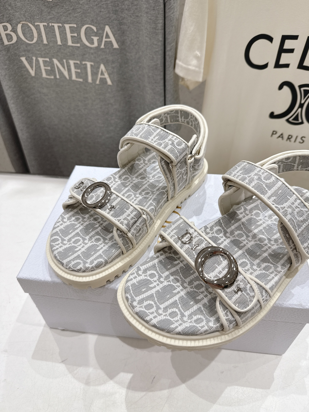 高版本出厂 【高品质】Dior*迪奥F019 D家2026ss春夏新款魔术贴厚底沙滩凉鞋～经典版型 搭配