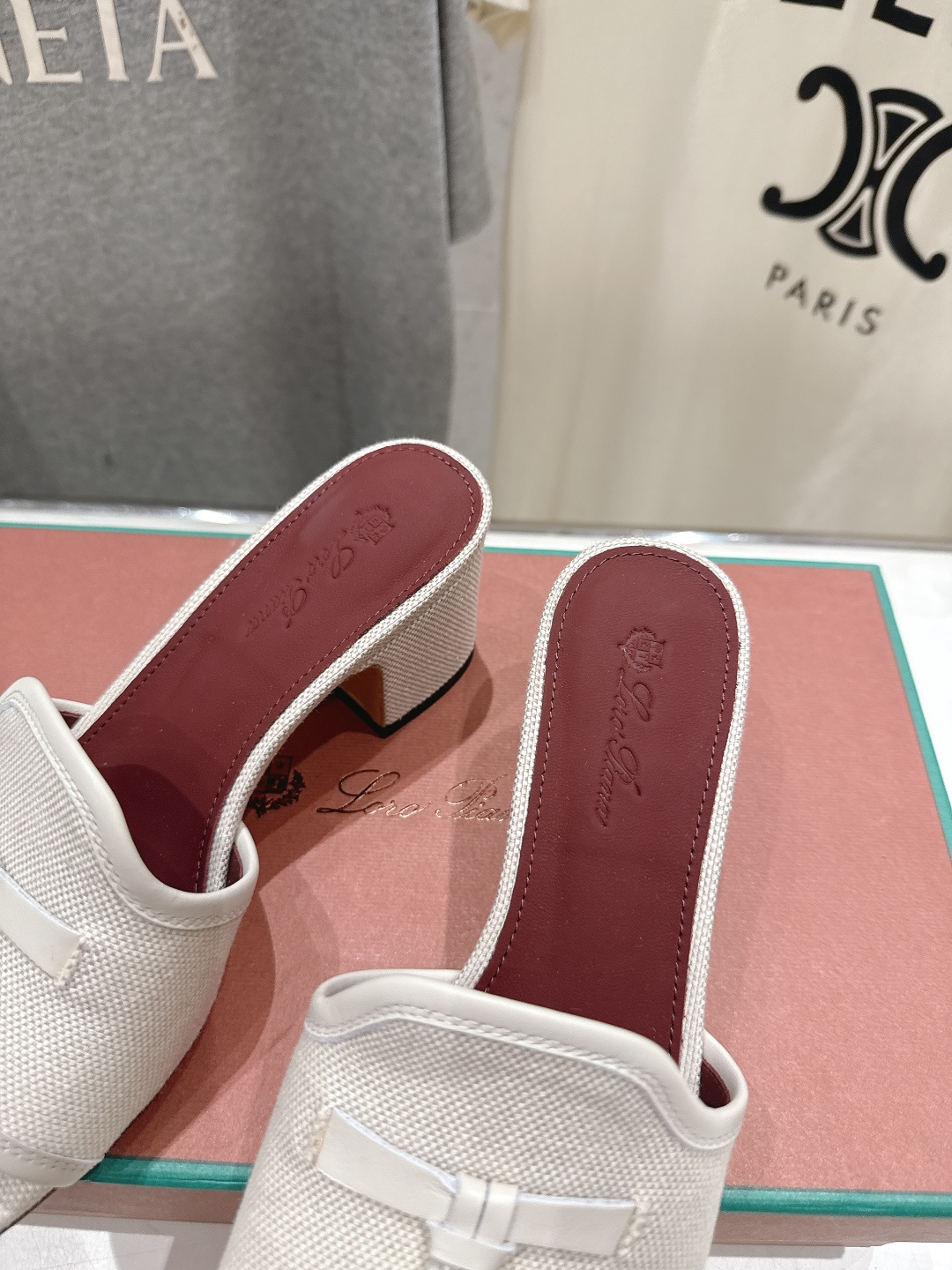 高版本出厂 高跟Loro Piana* LP ||诺悠翩雅2026ss夏季新款平底拖鞋‼️【市场顶级品质