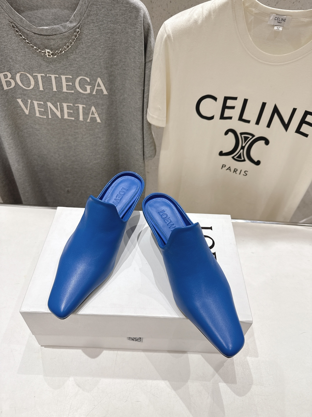 高版本出厂  LOEWE/罗意威F036 2026/ss新品复古风小牛皮高跟拖鞋穆勒鞋～小红书、外网火爆