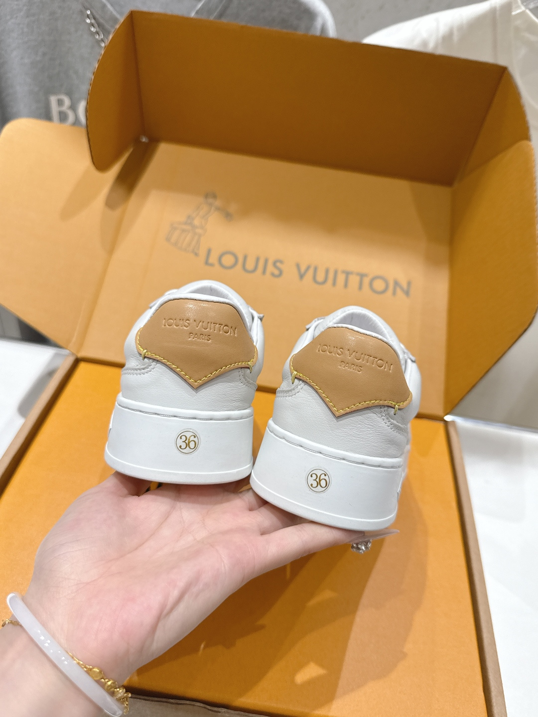 高版本出厂 情侣款  LOUIS VUITTON～LV路易威登F048 L家驴牌最新款走秀情侣款系列厚底