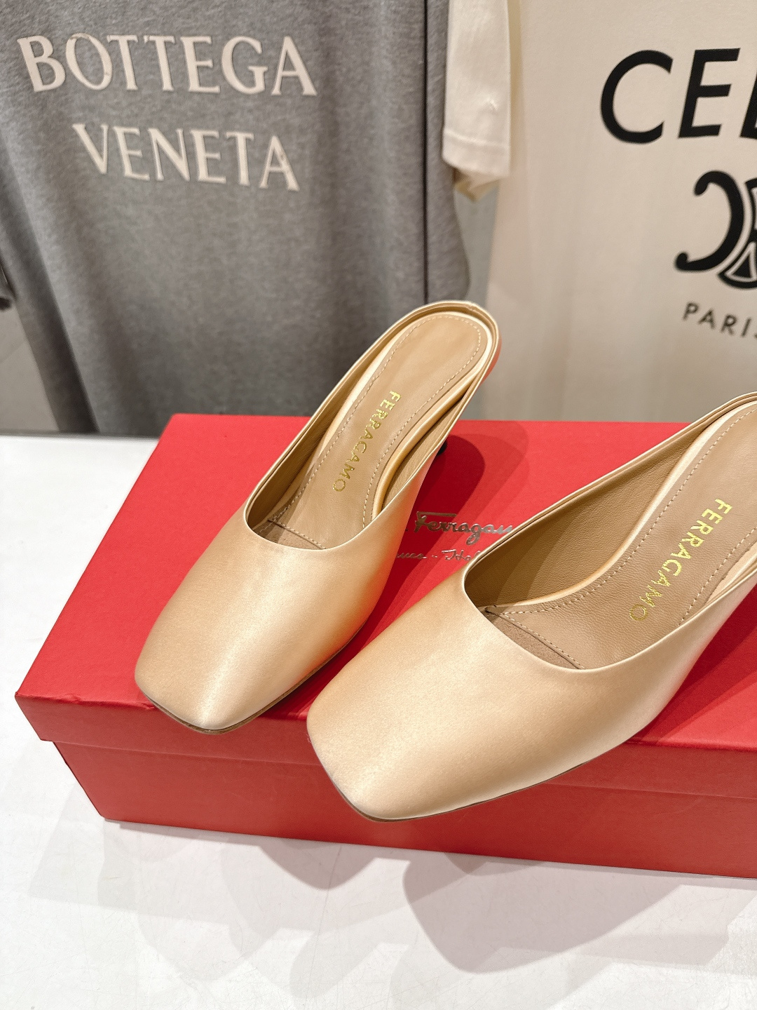 高版本出厂  FERRAGAMO/菲拉格慕F065  26ss夏季新款高跟半包拖鞋菲拉格慕今期高频曝光的