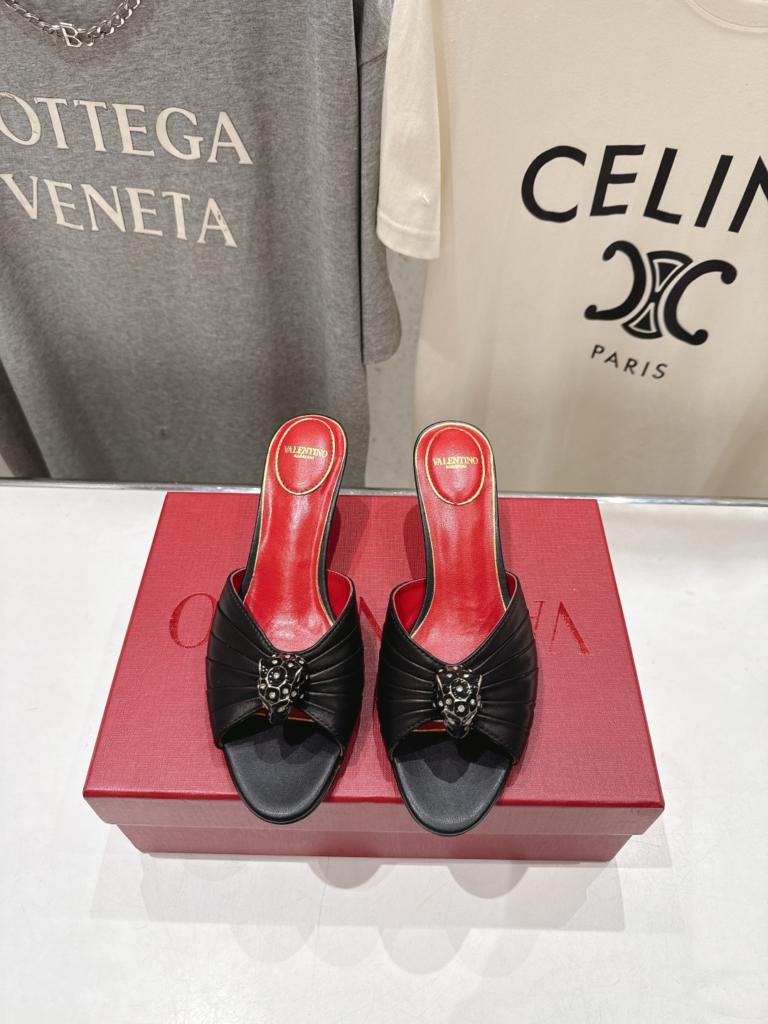 高版本出厂  ～New～顶级制作·Valentino*·华伦天奴〰️2026ss官方同步夏季走秀新款高跟