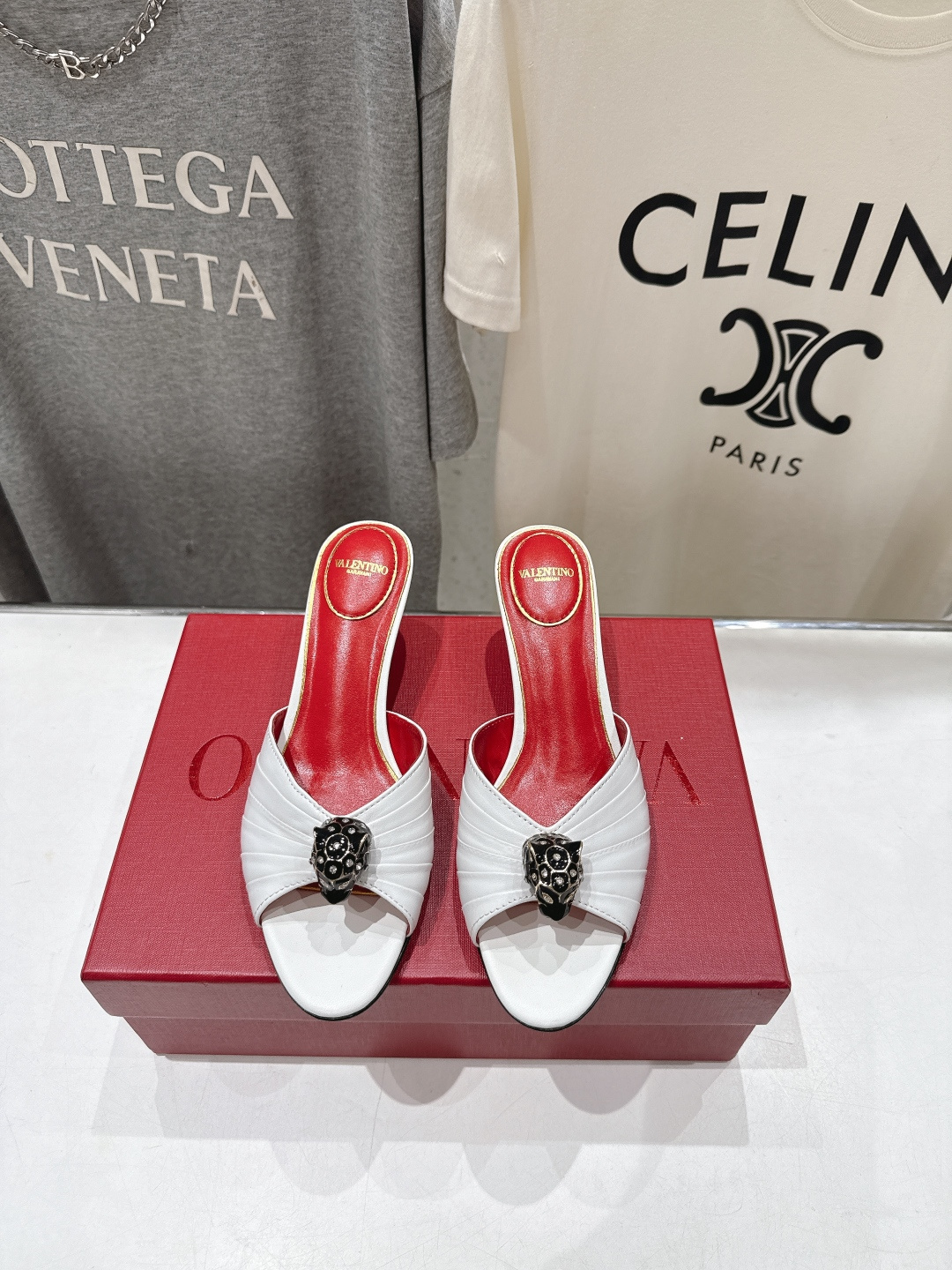 高版本出厂  ～New～顶级制作·Valentino*·华伦天奴〰️2026ss官方同步夏季走秀新款高跟