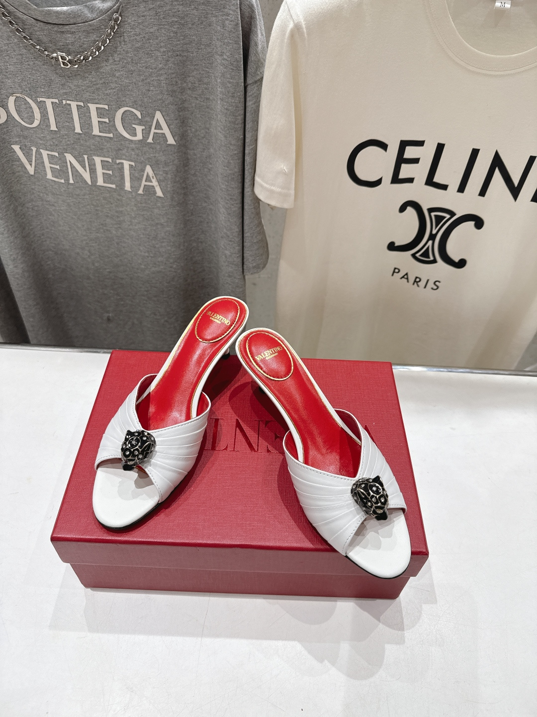 高版本出厂  ～New～顶级制作·Valentino*·华伦天奴〰️2026ss官方同步夏季走秀新款高跟