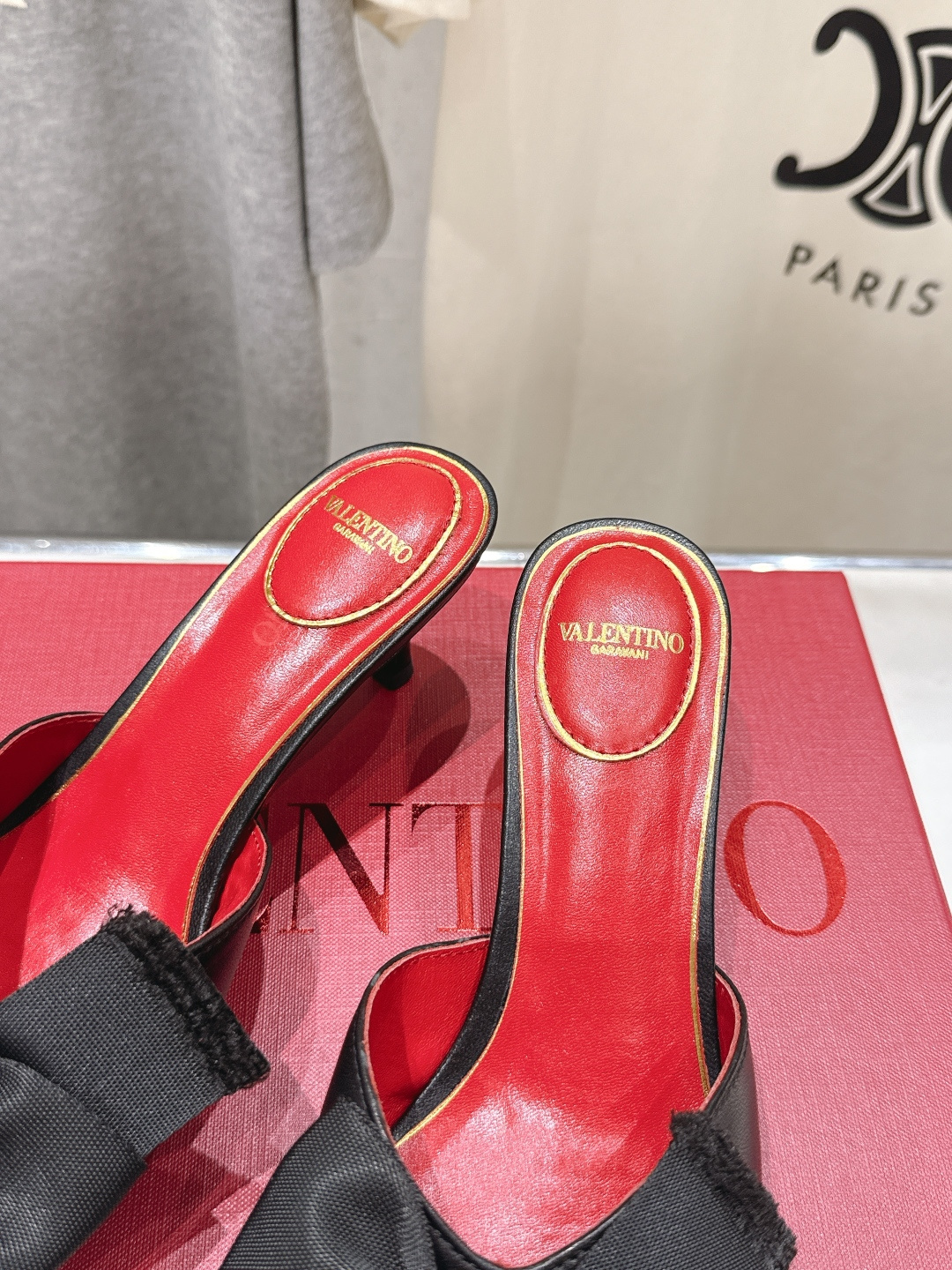 高版本出厂  ～New～顶级制作·Valentino*·华伦天奴〰️2026ss官方同步夏季走秀新款高跟