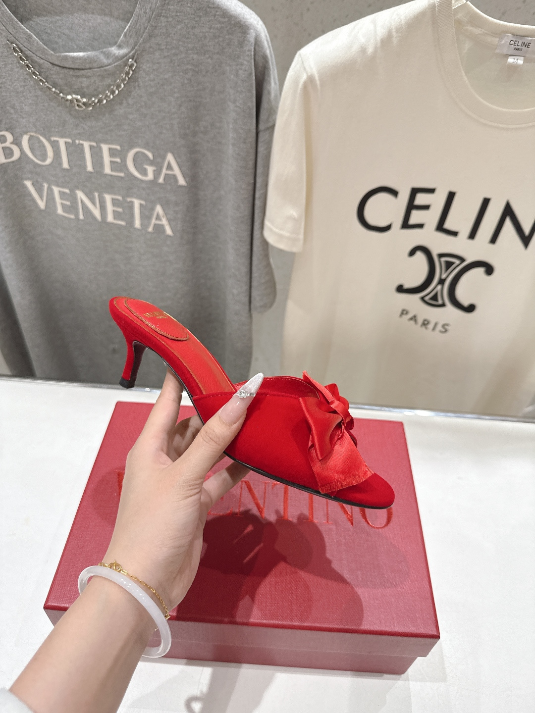 高版本出厂  ～New～顶级制作·Valentino*·华伦天奴〰️2026ss官方同步夏季走秀新款高跟