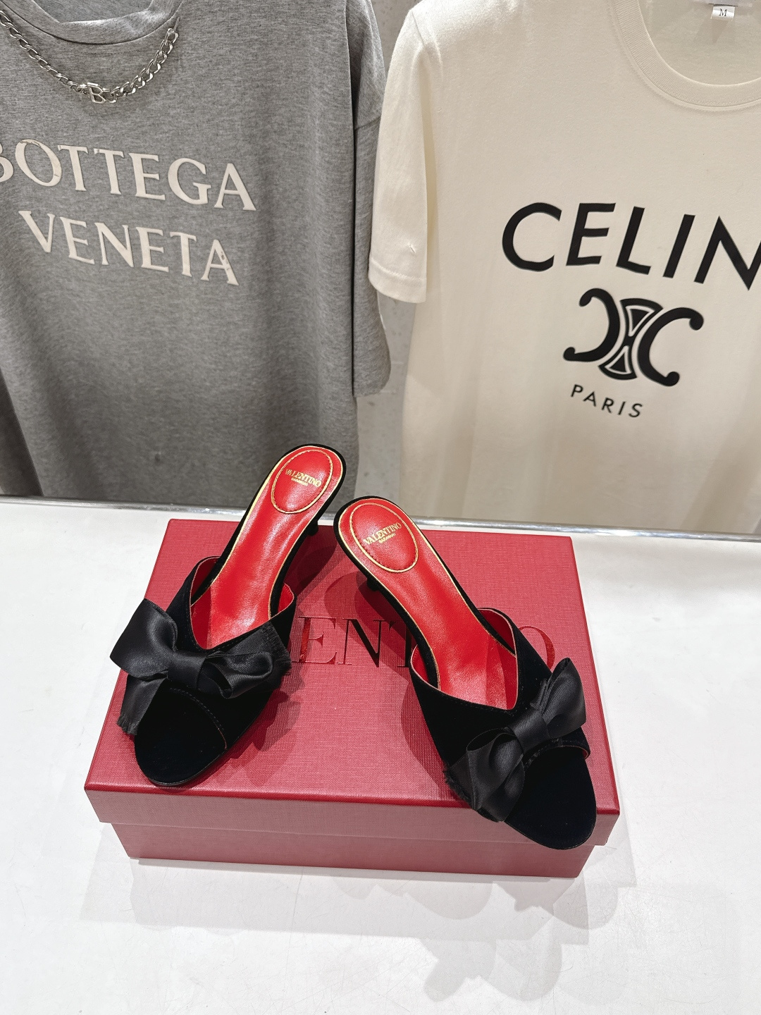 高版本出厂  ～New～顶级制作·Valentino*·华伦天奴〰️2026ss官方同步夏季走秀新款高跟