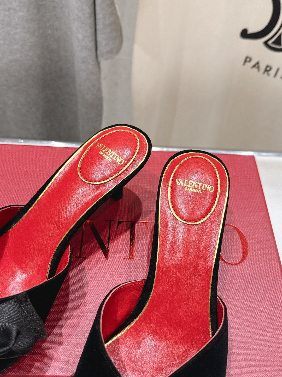 高版本出厂  ～New～顶级制作·Valentino*·华伦天奴〰️2026ss官方同步夏季走秀新款高跟