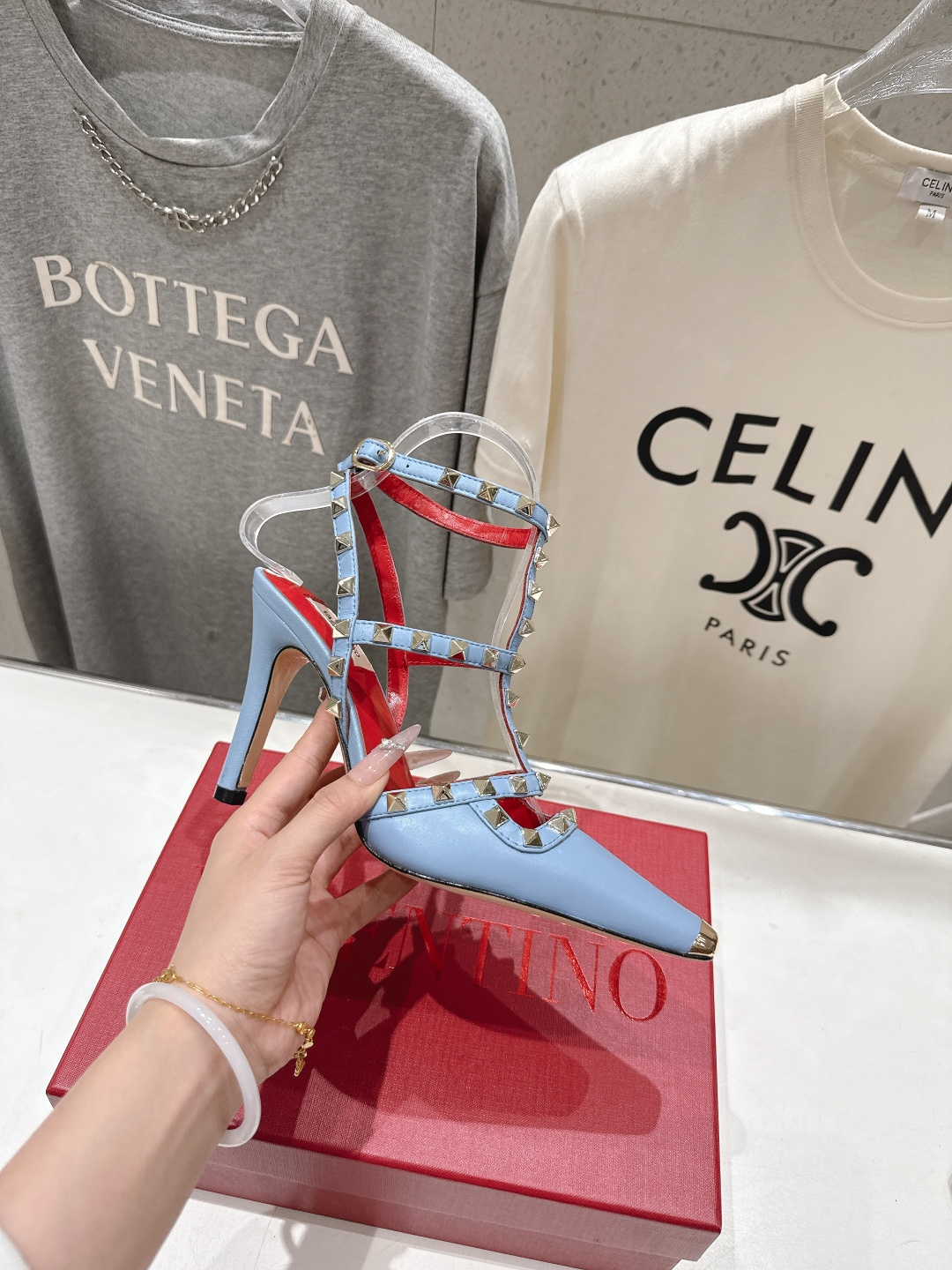 高版本出厂  ～New～顶级制作·Valentino*·华伦天奴〰️2026ss官方同步夏季走秀新款高跟