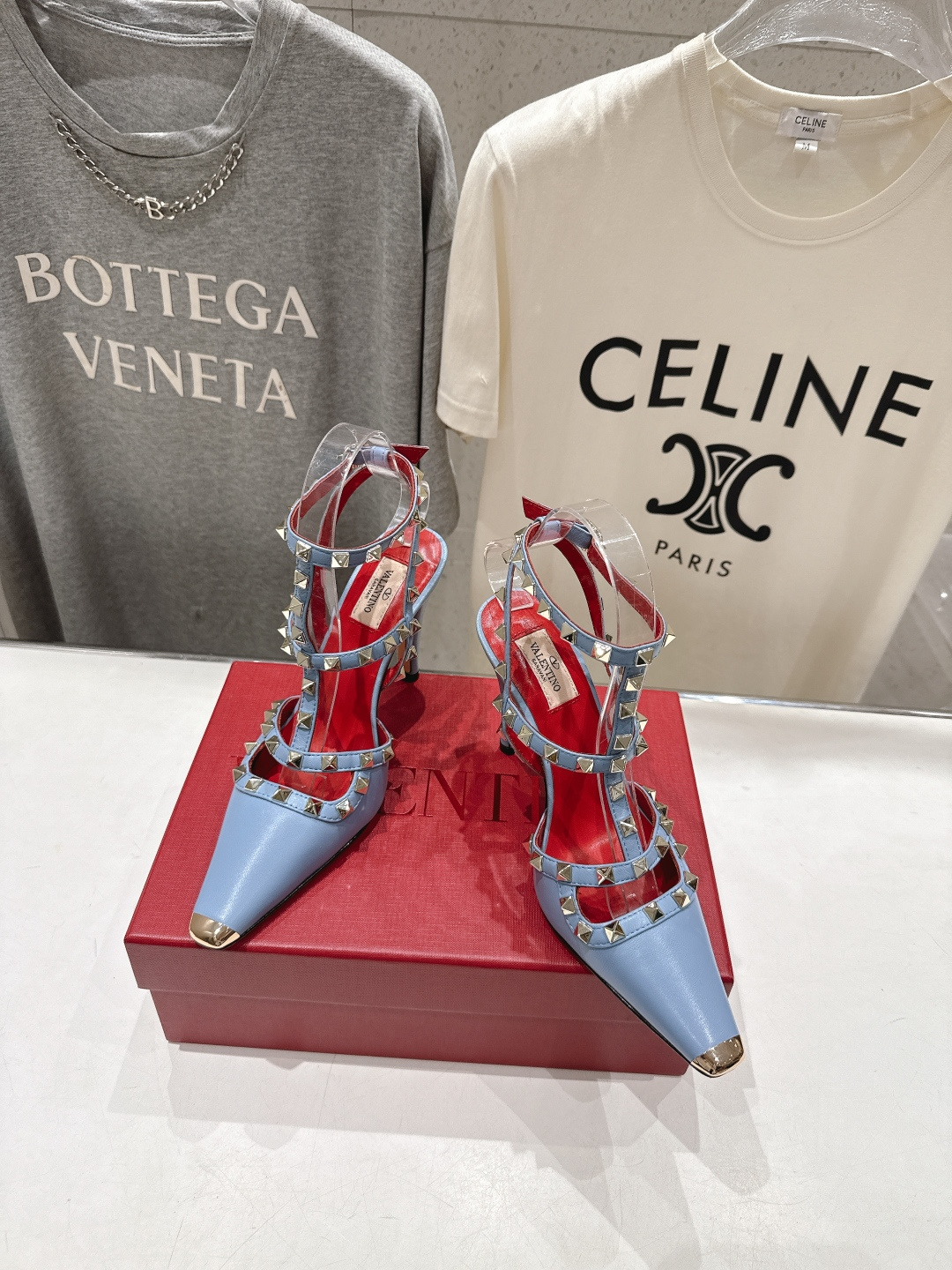 高版本出厂  ～New～顶级制作·Valentino*·华伦天奴〰️2026ss官方同步夏季走秀新款高跟