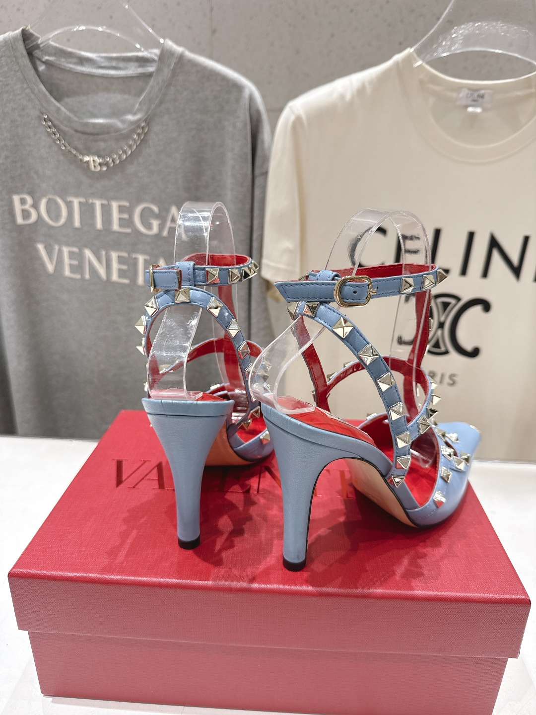 高版本出厂  ～New～顶级制作·Valentino*·华伦天奴〰️2026ss官方同步夏季走秀新款高跟