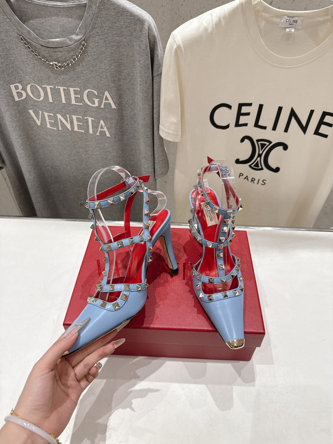 高版本出厂  ～New～顶级制作·Valentino*·华伦天奴〰️2026ss官方同步夏季走秀新款高跟