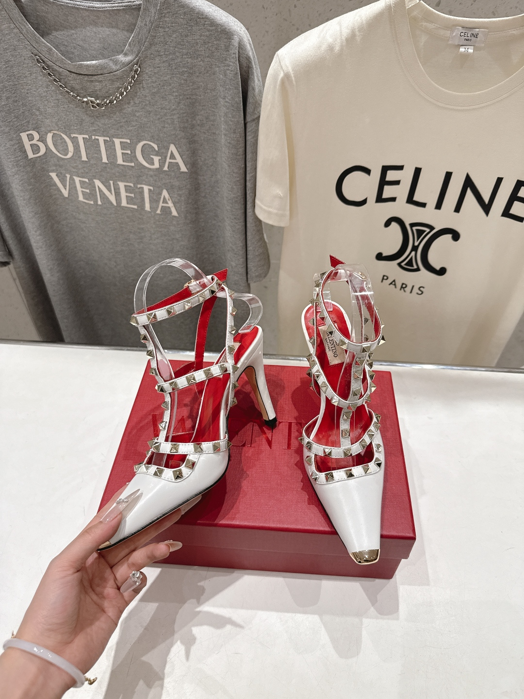 高版本出厂  ～New～顶级制作·Valentino*·华伦天奴〰️2026ss官方同步夏季走秀新款高跟