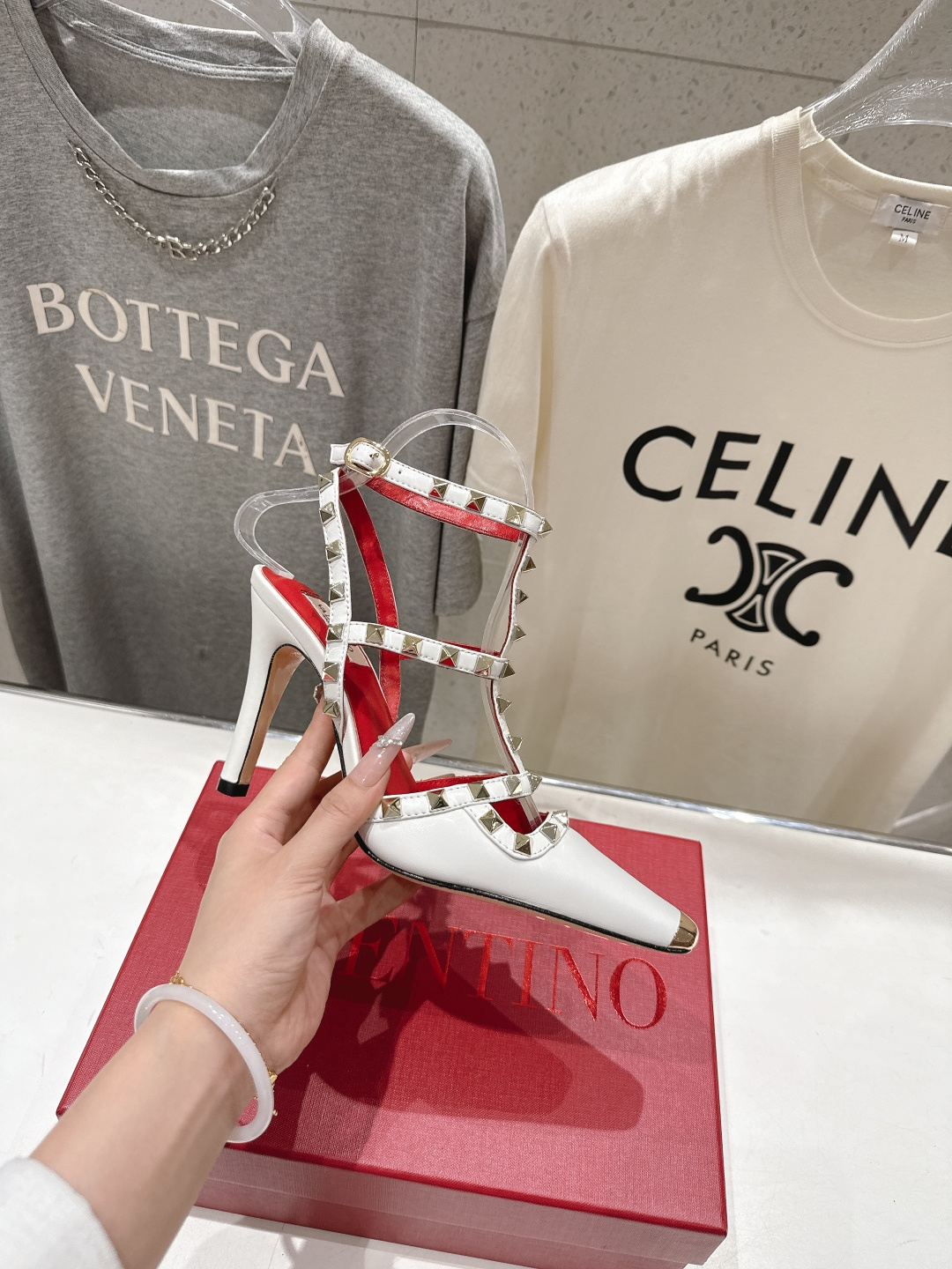 高版本出厂  ～New～顶级制作·Valentino*·华伦天奴〰️2026ss官方同步夏季走秀新款高跟