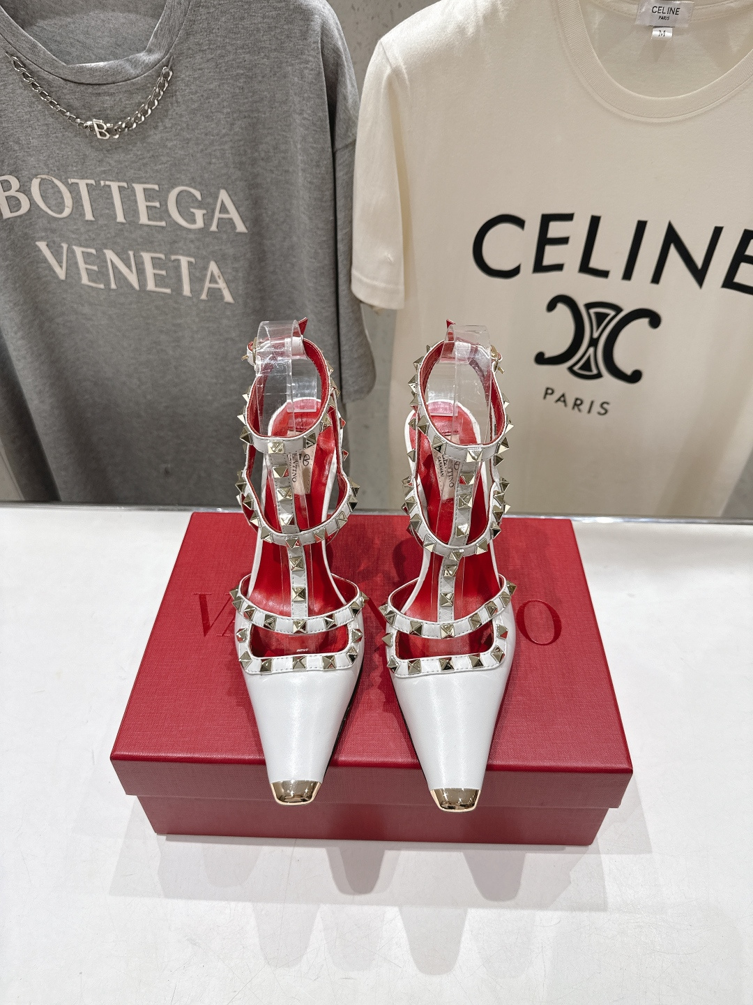 高版本出厂  ～New～顶级制作·Valentino*·华伦天奴〰️2026ss官方同步夏季走秀新款高跟