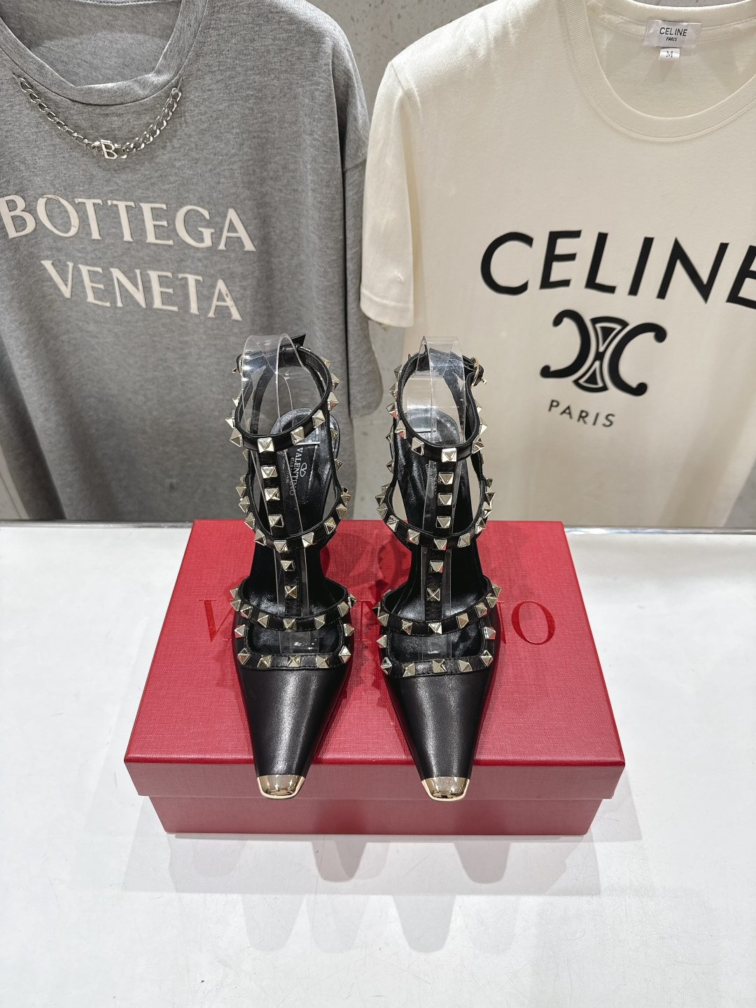 高版本出厂  ～New～顶级制作·Valentino*·华伦天奴〰️2026ss官方同步夏季走秀新款高跟