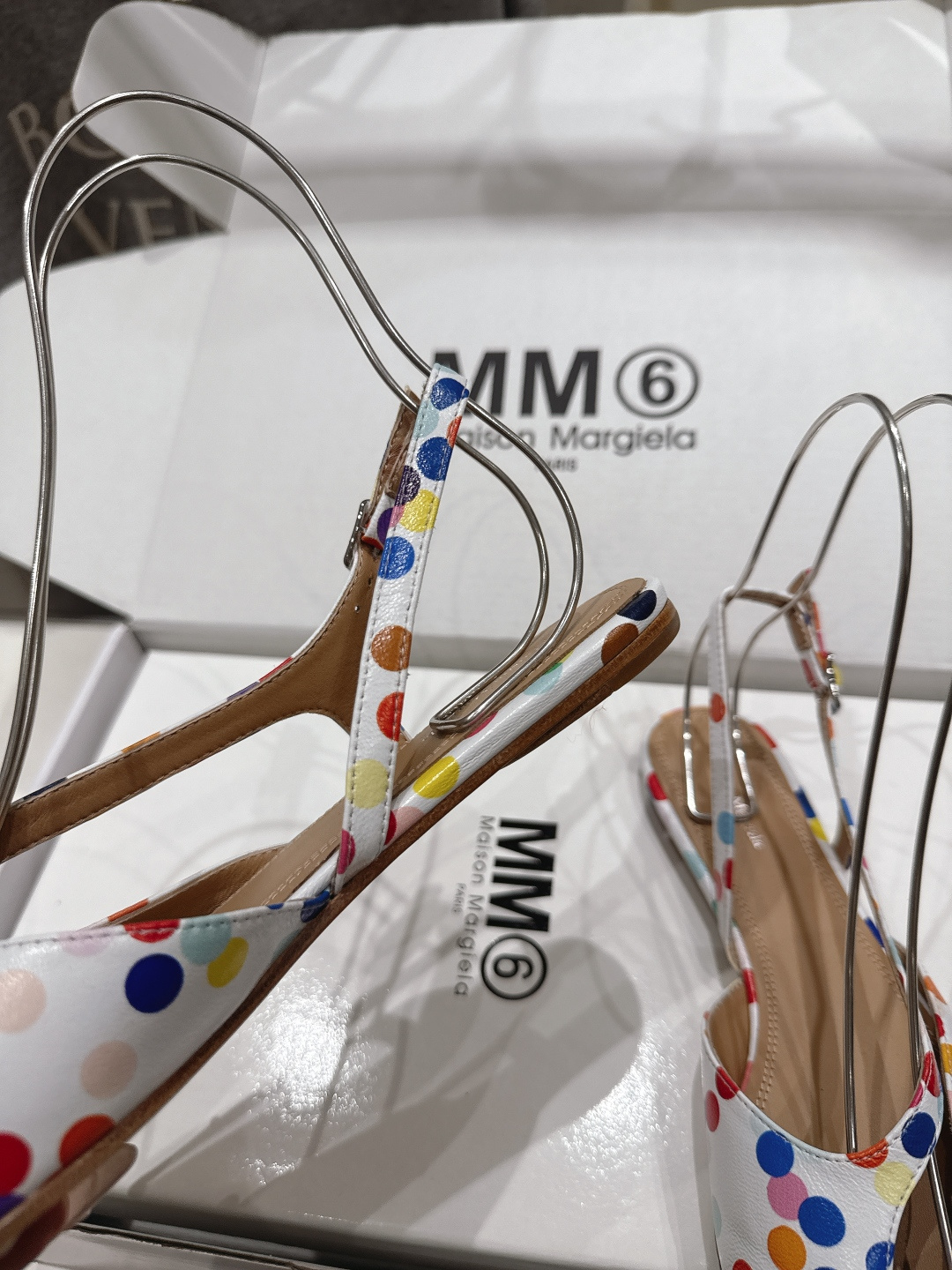高版本出厂 【Maison Margiela】MM6马吉拉2026ss新品夏季平底分趾鞋凉鞋～夏季百搭款