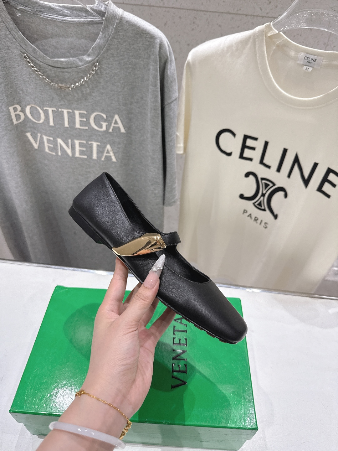 高版本出厂Bottega Veneta/BV F065 2026ss新款玛丽珍平底鞋乐福鞋 高定的配色 