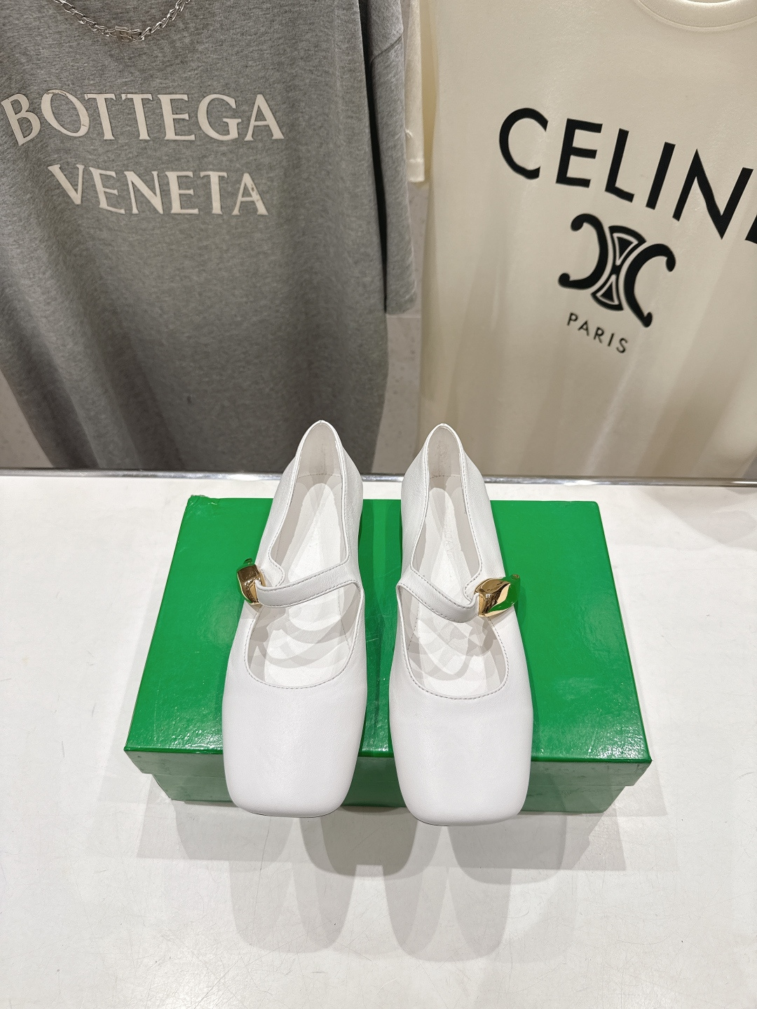 高版本出厂Bottega Veneta/BV F065 2026ss新款玛丽珍平底鞋乐福鞋 高定的配色 