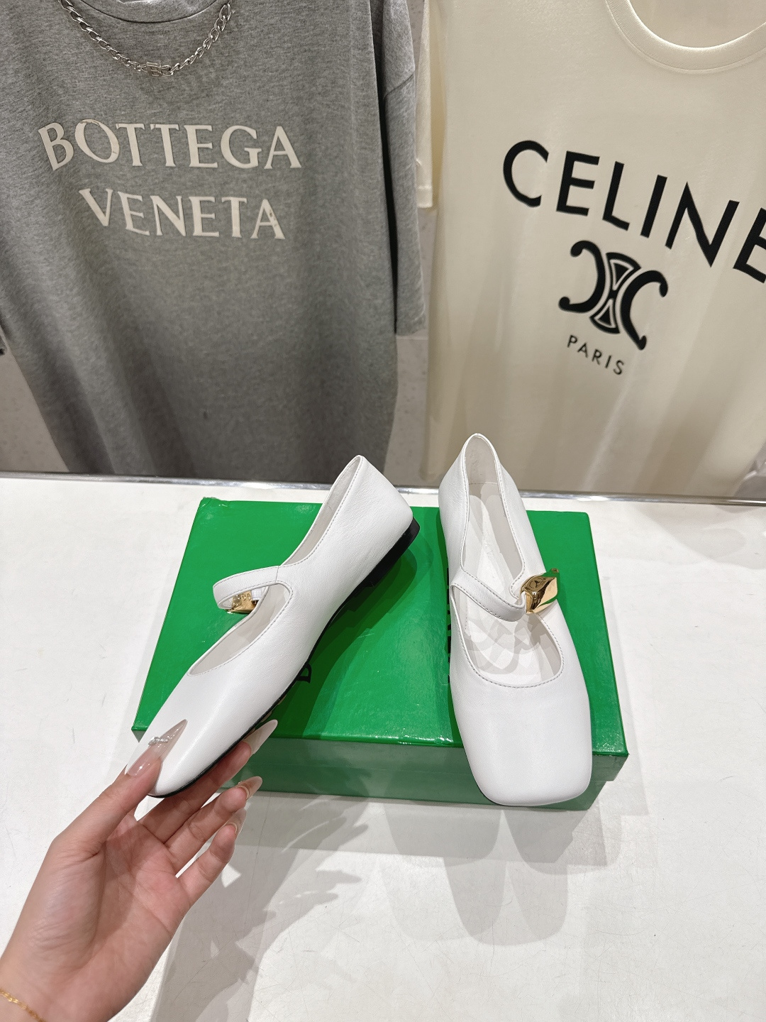 高版本出厂Bottega Veneta/BV F065 2026ss新款玛丽珍平底鞋乐福鞋 高定的配色 