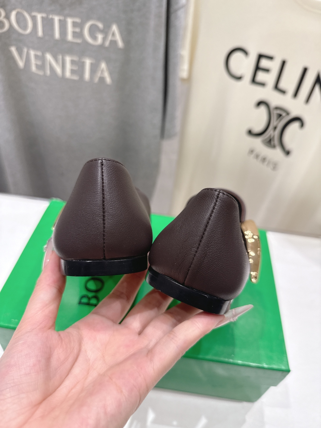高版本出厂Bottega Veneta/BV F065 2026ss新款玛丽珍平底鞋乐福鞋 高定的配色 