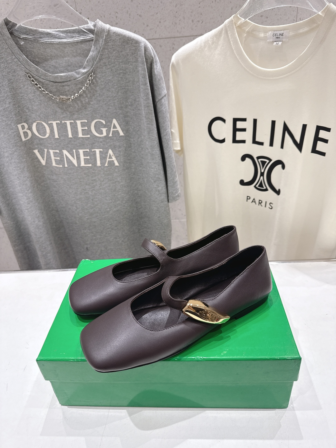 高版本出厂Bottega Veneta/BV F065 2026ss新款玛丽珍平底鞋乐福鞋 高定的配色 