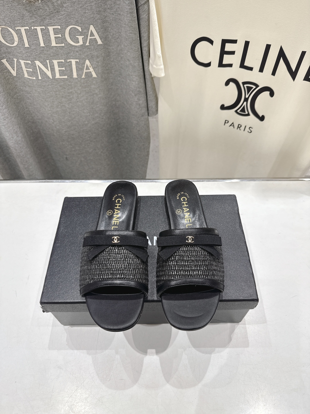 高版本出厂  CHANEL*香奈儿F016 小香2026/𝐒𝐒 𝐧𝐞𝐰夏季新品度假平底拖鞋这一季的拖鞋简