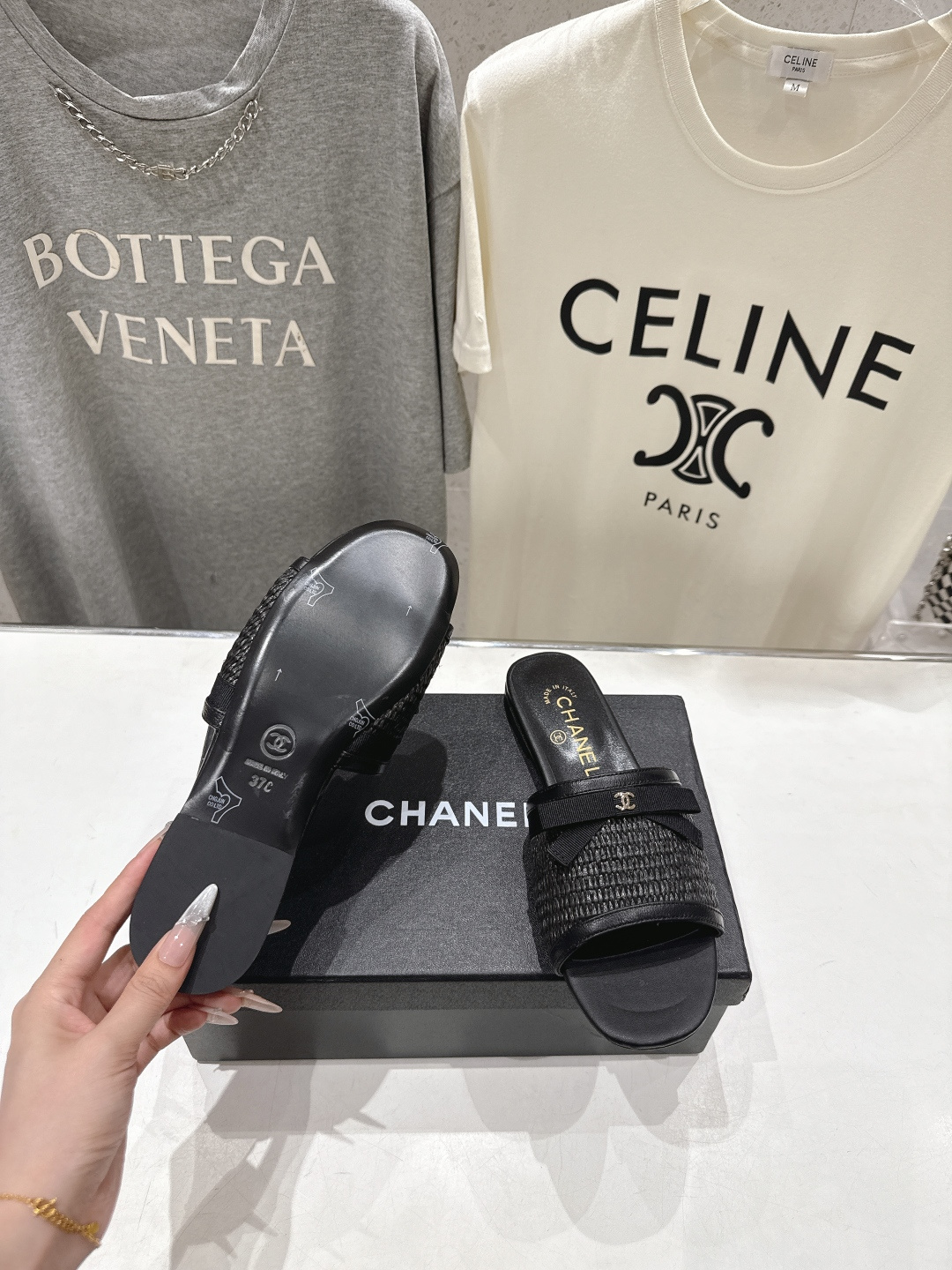 高版本出厂  CHANEL*香奈儿F016 小香2026/𝐒𝐒 𝐧𝐞𝐰夏季新品度假平底拖鞋这一季的拖鞋简
