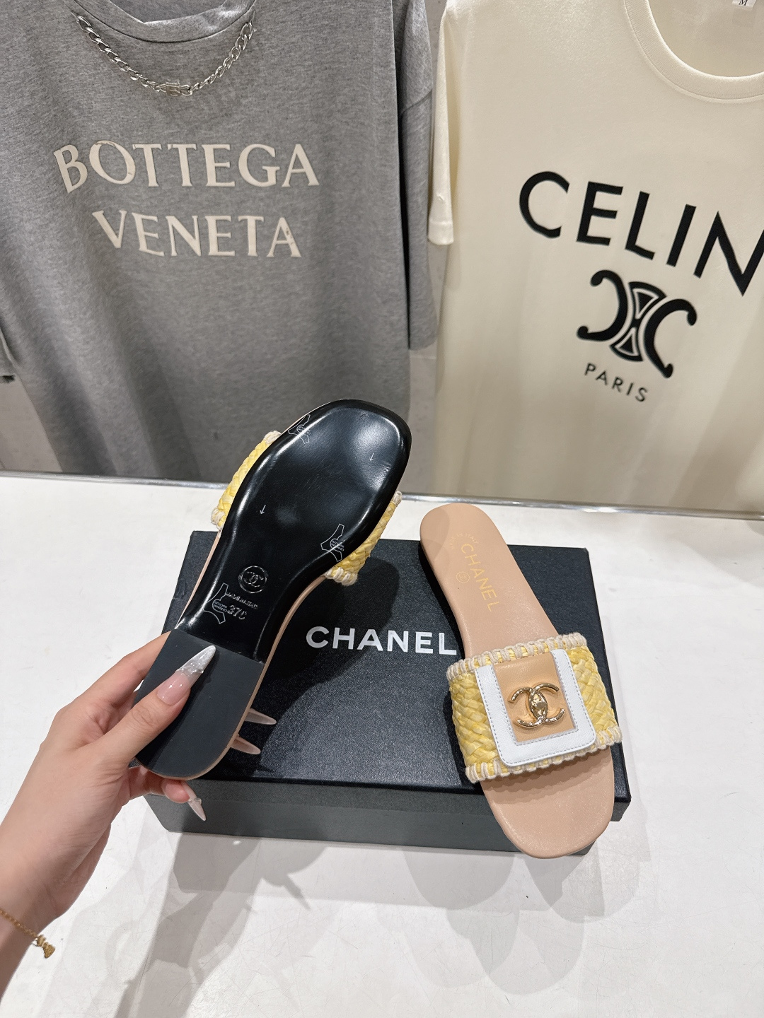 高版本出厂  CHANEL*香奈儿F016 小香2026/𝐒𝐒 𝐧𝐞𝐰夏季新品编织平底拖鞋这一季的拖鞋简