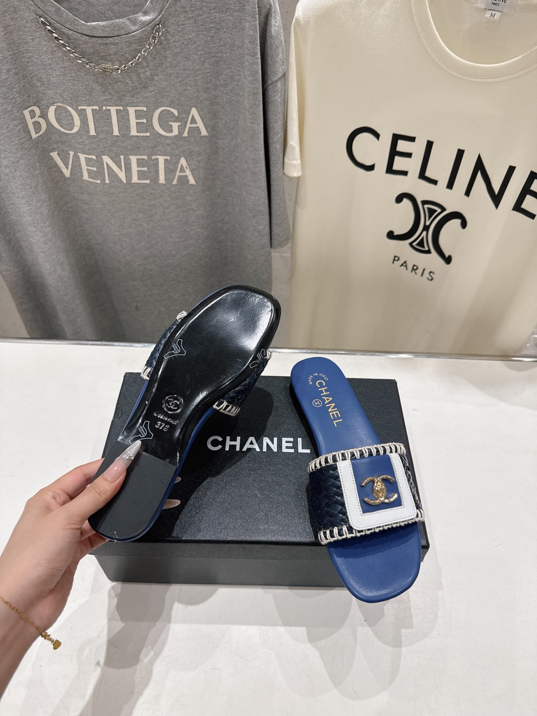 高版本出厂  CHANEL*香奈儿F016 小香2026/𝐒𝐒 𝐧𝐞𝐰夏季新品编织平底拖鞋这一季的拖鞋简