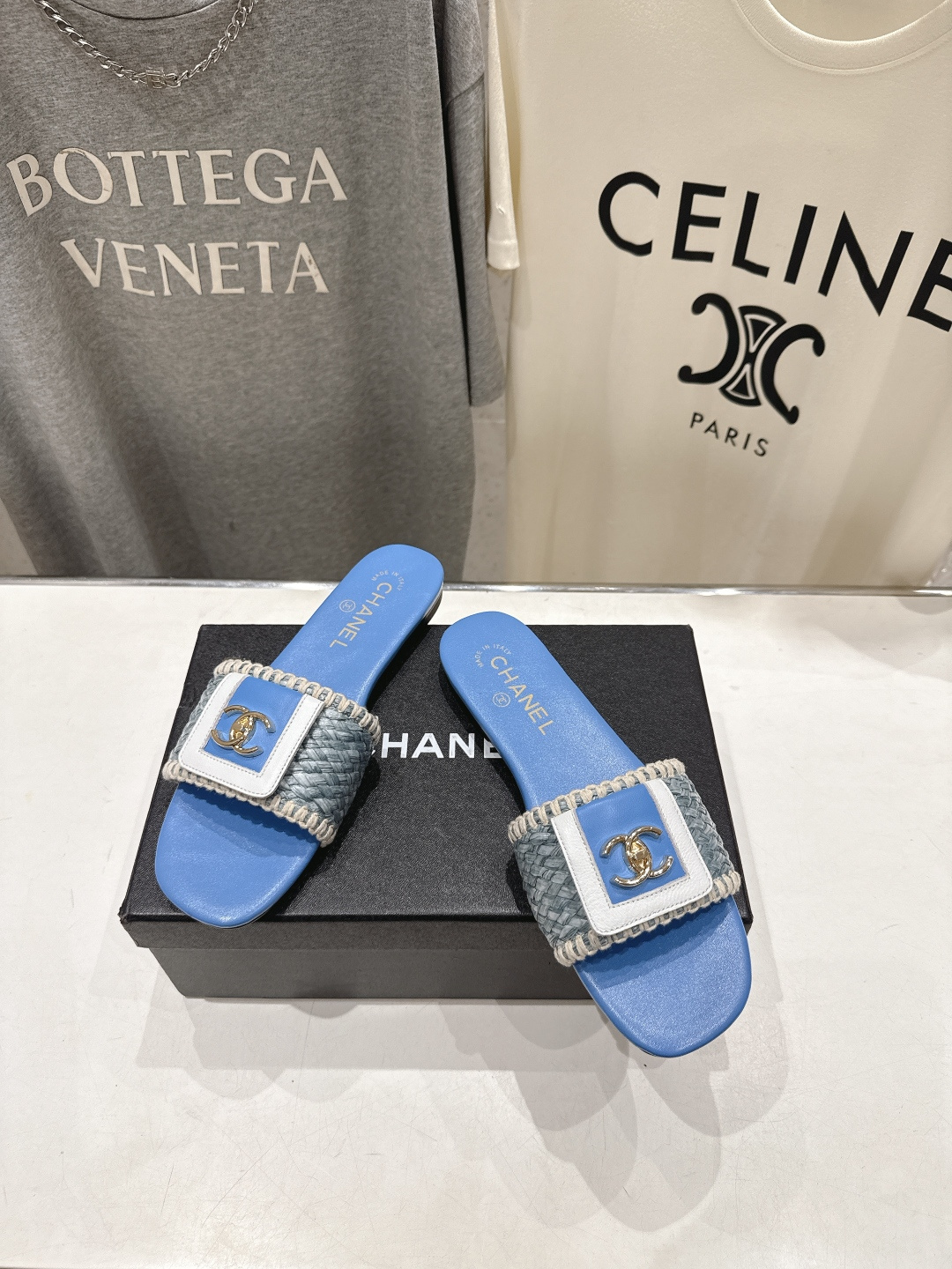 高版本出厂  CHANEL*香奈儿F016 小香2026/𝐒𝐒 𝐧𝐞𝐰夏季新品编织平底拖鞋这一季的拖鞋简