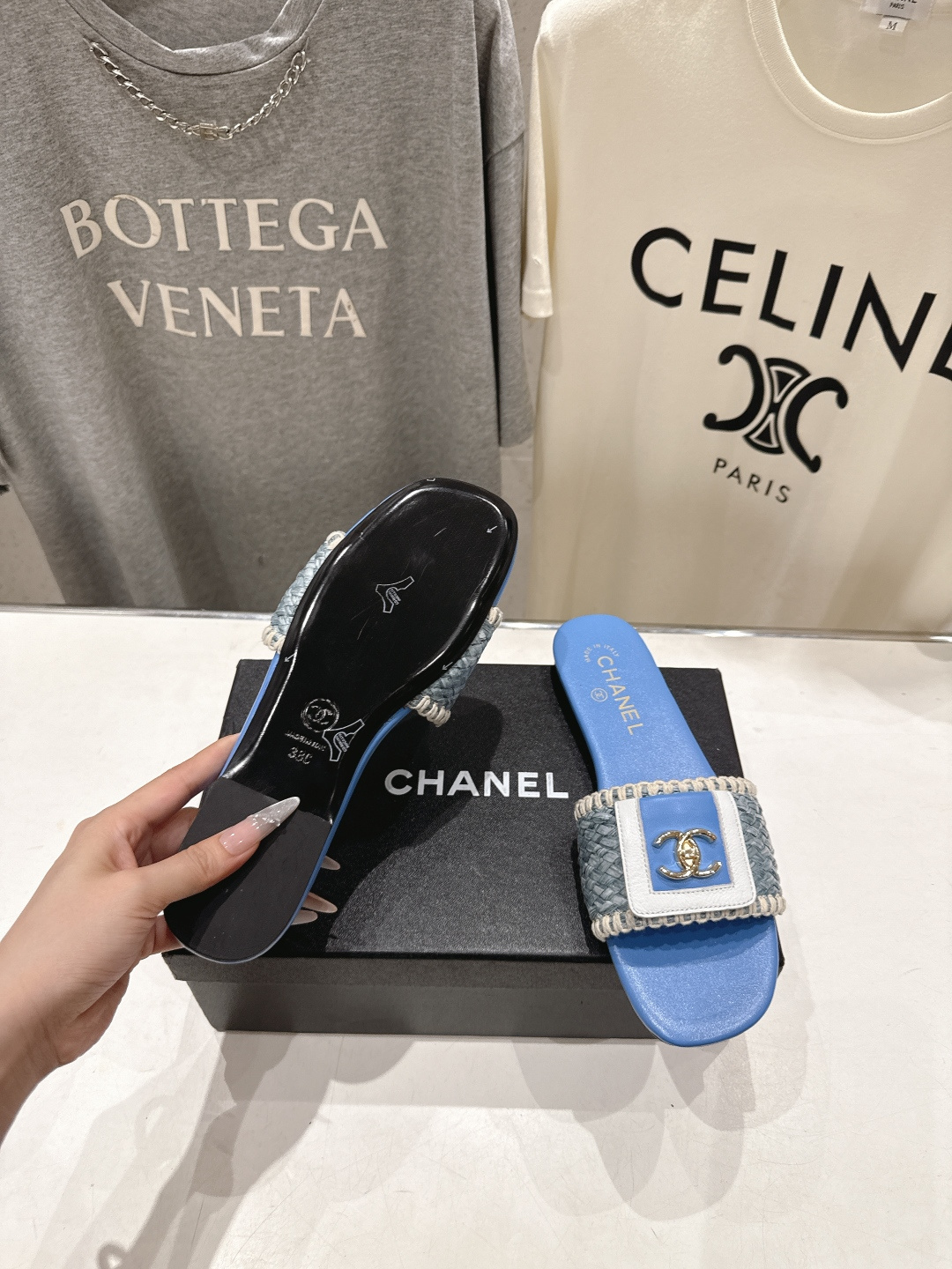 高版本出厂  CHANEL*香奈儿F016 小香2026/𝐒𝐒 𝐧𝐞𝐰夏季新品编织平底拖鞋这一季的拖鞋简