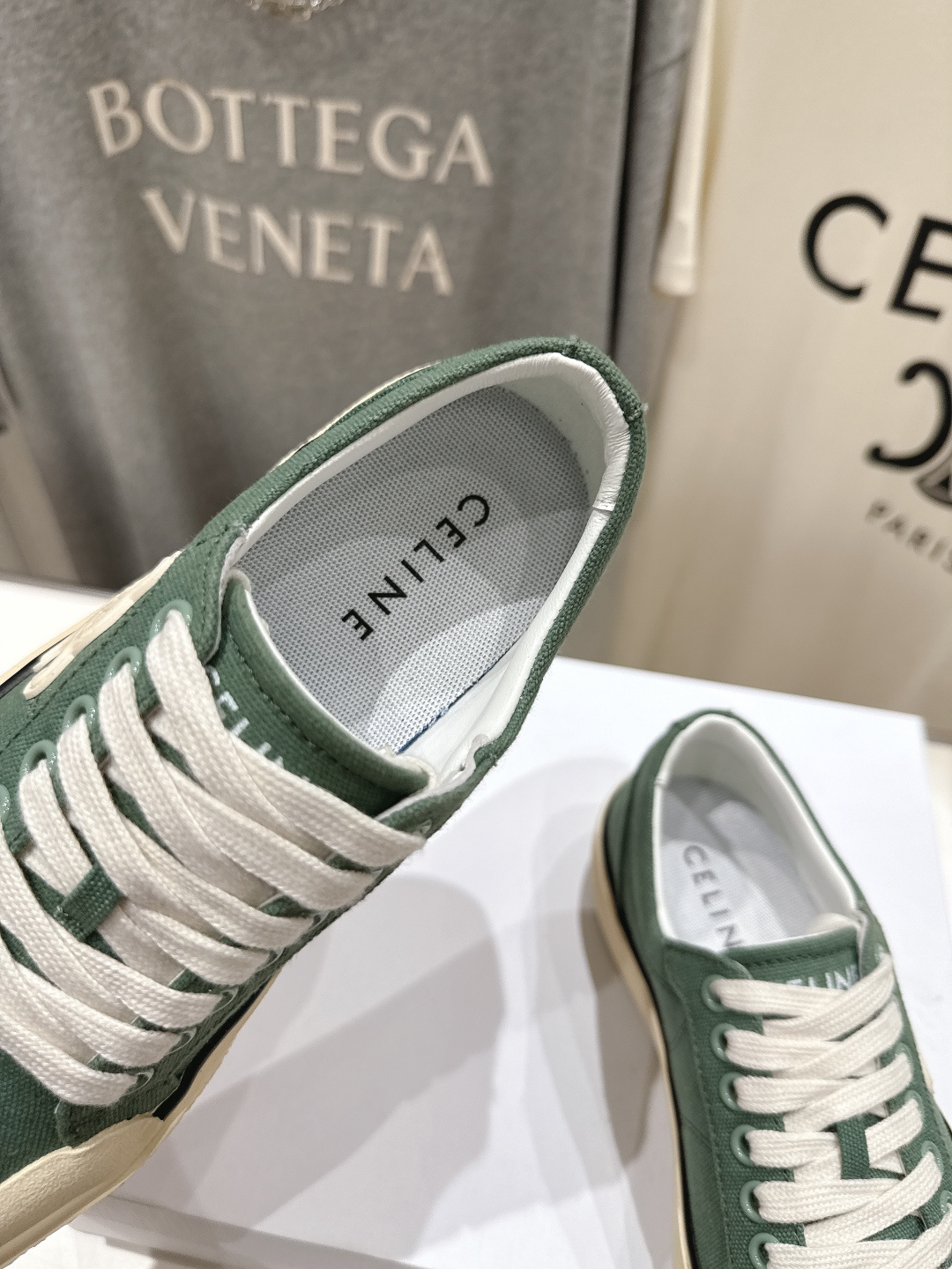 高版本出厂 厚底 Celine* 赛琳 2026ss春夏走秀新款小白鞋帆布鞋，明星同款思琳明星同款休闲透
