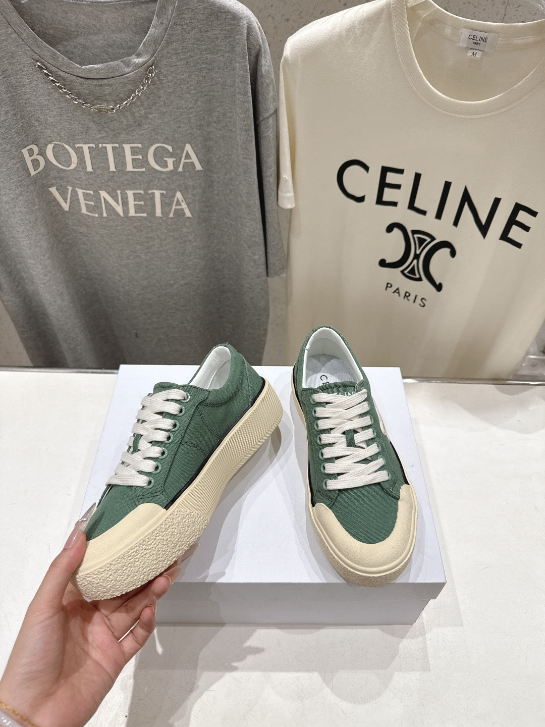 高版本出厂 厚底 Celine* 赛琳 2026ss春夏走秀新款小白鞋帆布鞋，明星同款思琳明星同款休闲透