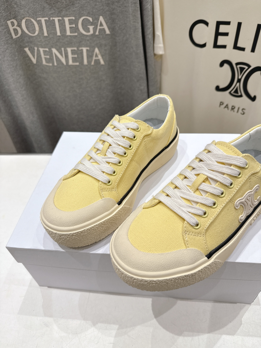 高版本出厂 厚底 Celine* 赛琳 2026ss春夏走秀新款小白鞋帆布鞋，明星同款思琳明星同款休闲透