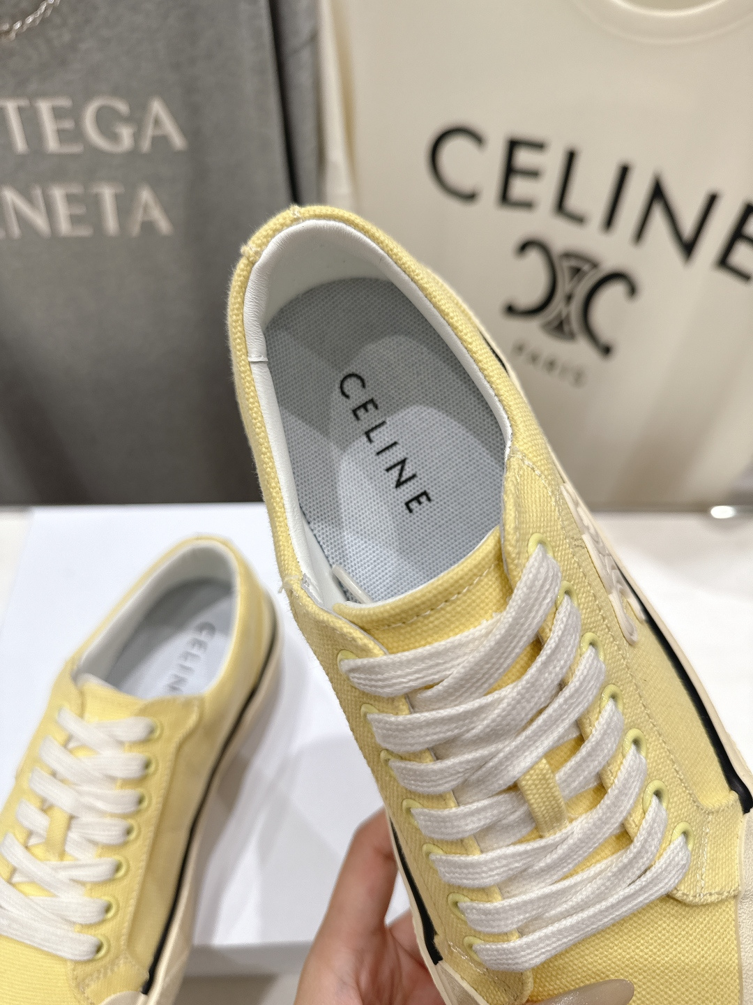 高版本出厂 厚底 Celine* 赛琳 2026ss春夏走秀新款小白鞋帆布鞋，明星同款思琳明星同款休闲透