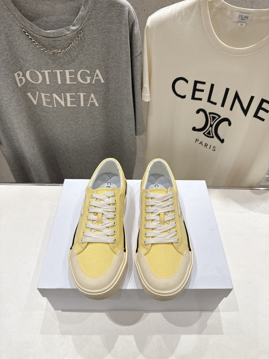 高版本出厂 厚底 Celine* 赛琳 2026ss春夏走秀新款小白鞋帆布鞋，明星同款思琳明星同款休闲透