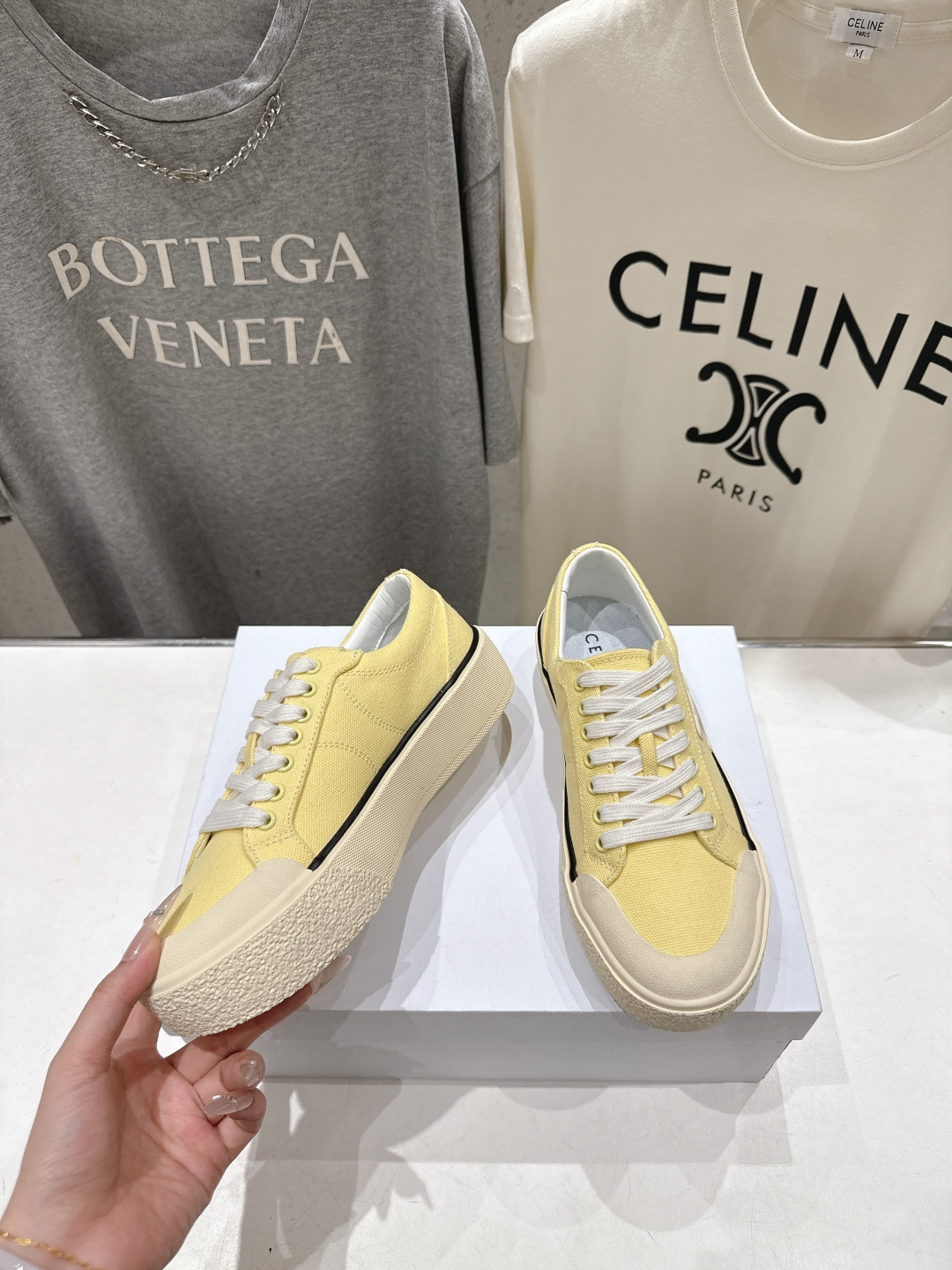 高版本出厂 厚底 Celine* 赛琳 2026ss春夏走秀新款小白鞋帆布鞋，明星同款思琳明星同款休闲透