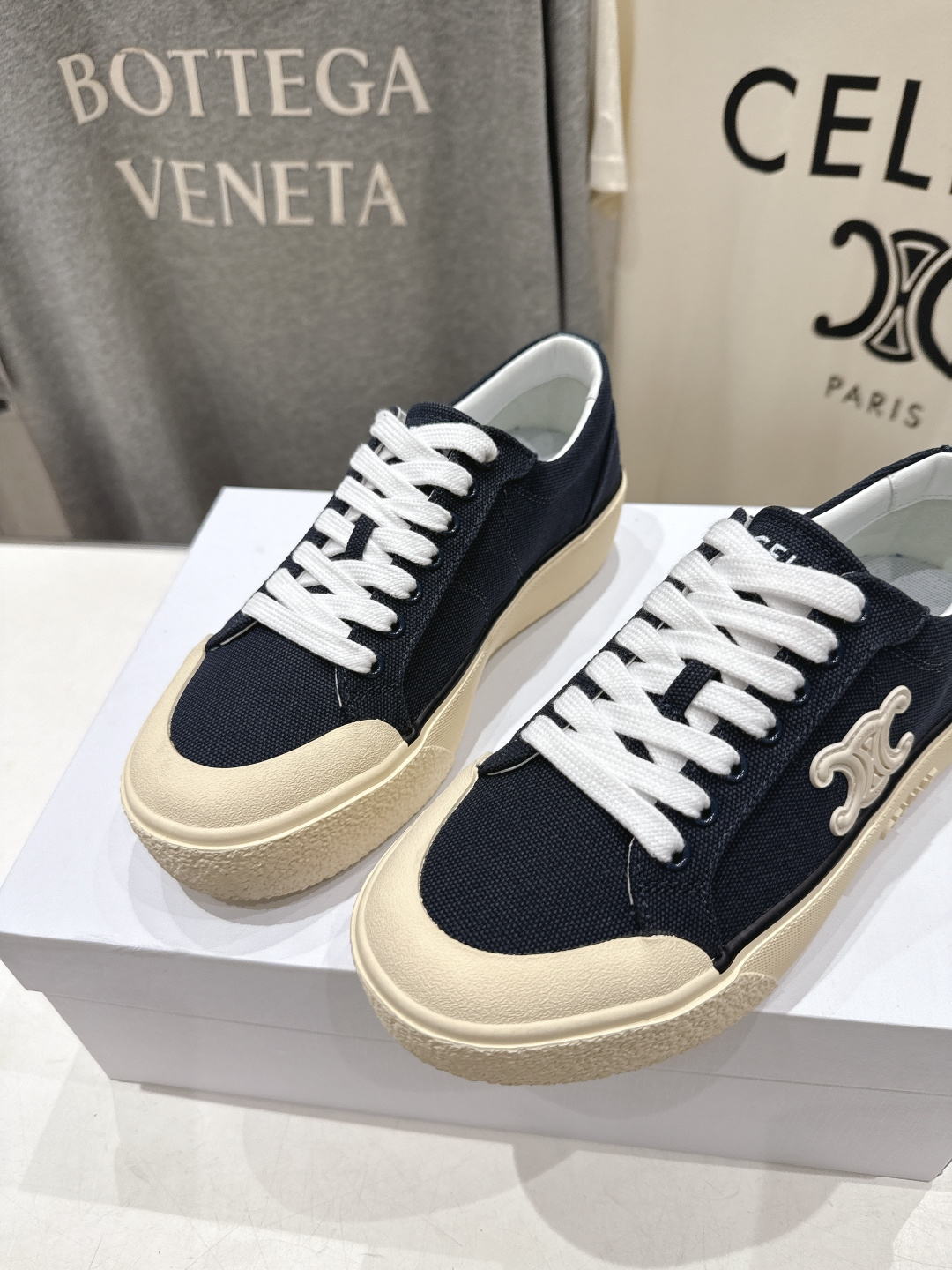 高版本出厂 厚底 Celine* 赛琳 2026ss春夏走秀新款小白鞋帆布鞋，明星同款思琳明星同款休闲透