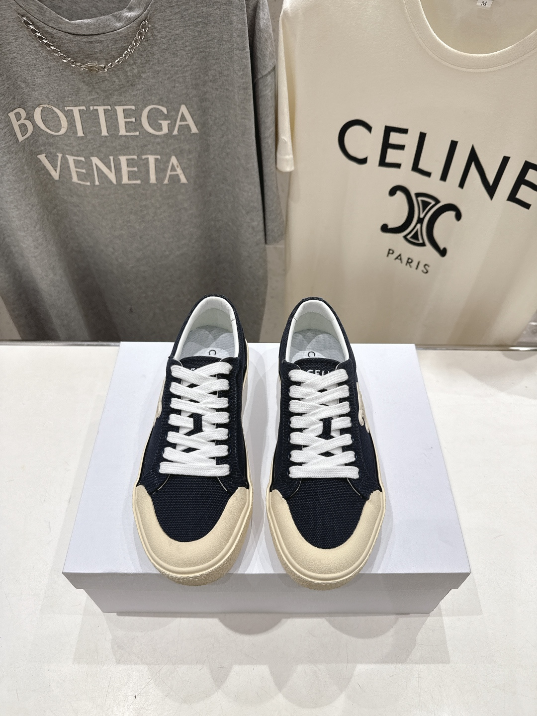 高版本出厂 厚底 Celine* 赛琳 2026ss春夏走秀新款小白鞋帆布鞋，明星同款思琳明星同款休闲透