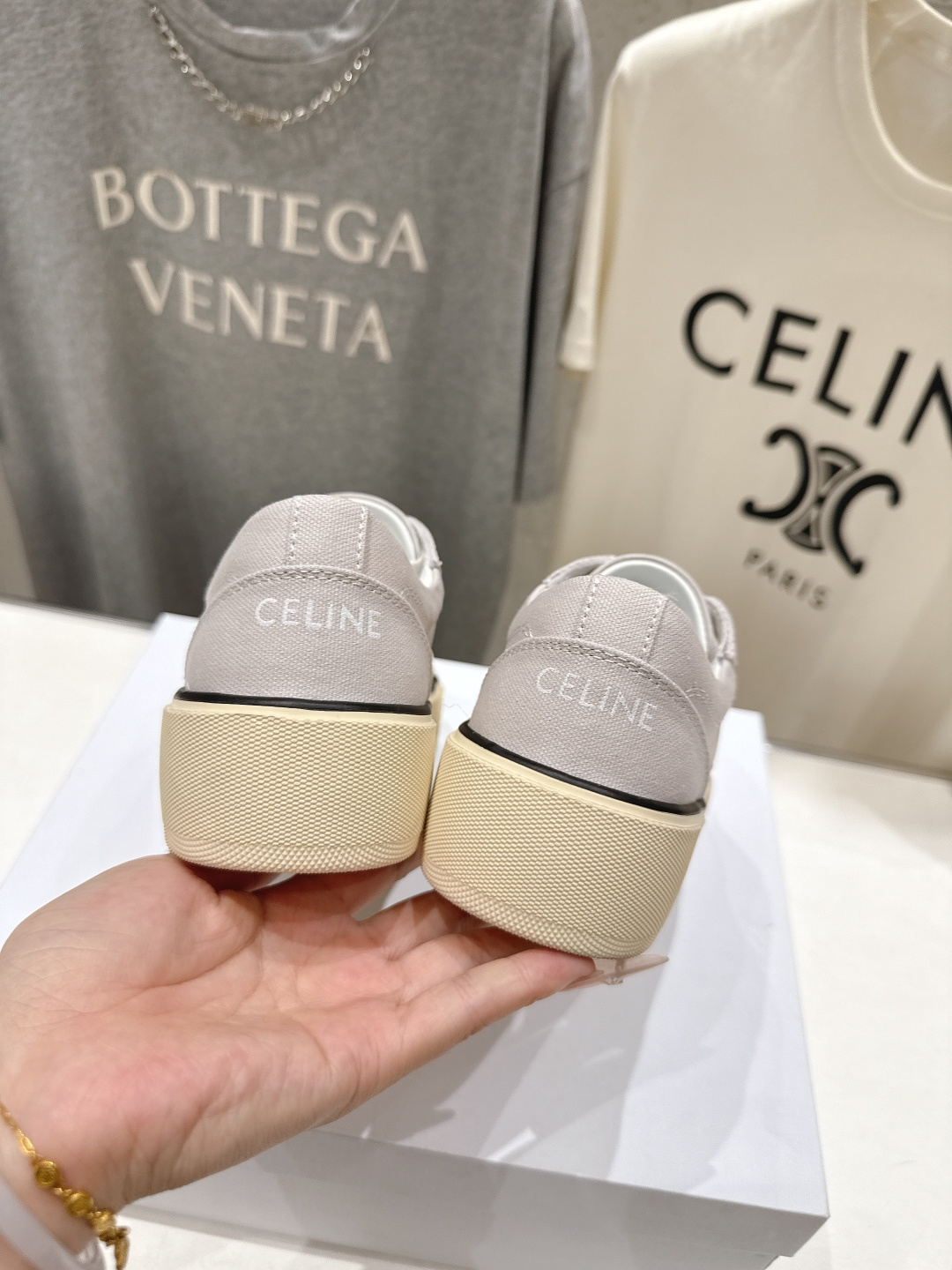 高版本出厂 厚底 Celine* 赛琳 2026ss春夏走秀新款小白鞋帆布鞋，明星同款思琳明星同款休闲透